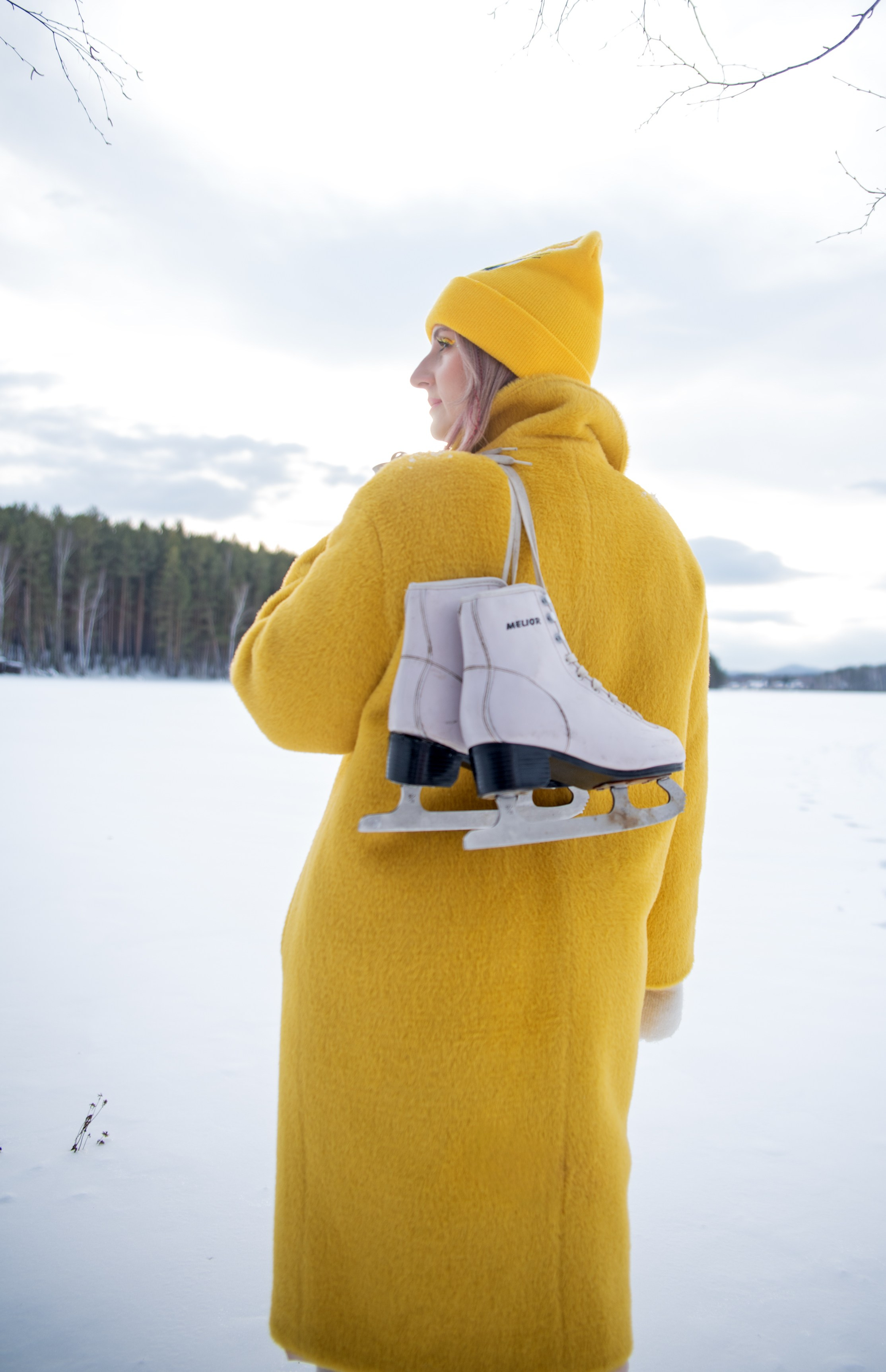 Индивидуальна и портретная фотосессия для Евгении, прогулка в зимнем лесу санатория Дальняя Дача. Семейный и портретный фотограф Кыштым Челябинск Марина Шигапова