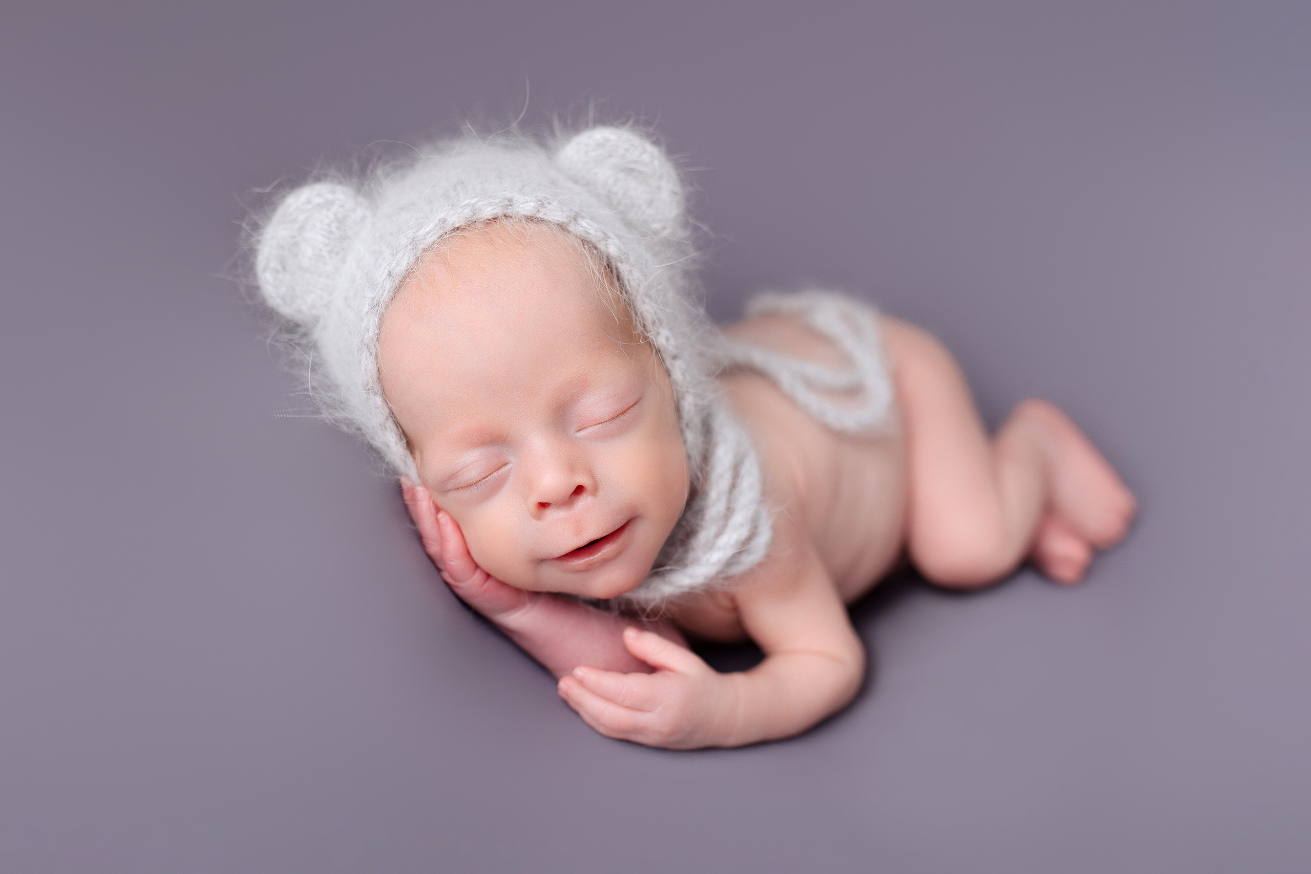 Новорожденные. Детский фотограф новорожденных Москва. годики под ключ. своя студия