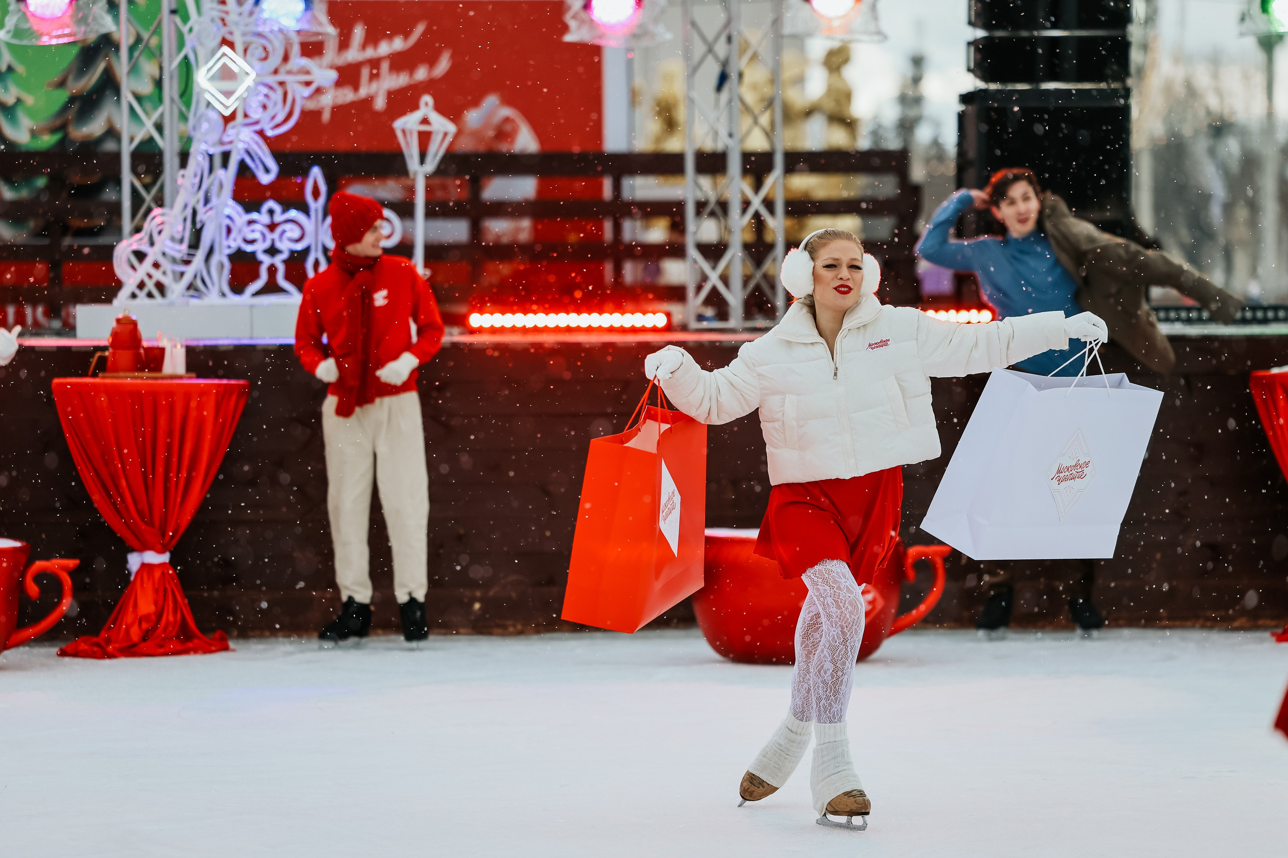 Ледовое шоу ВДНХ проект Московское чаепитие. Фотограф и видеограф Анна Домашенко