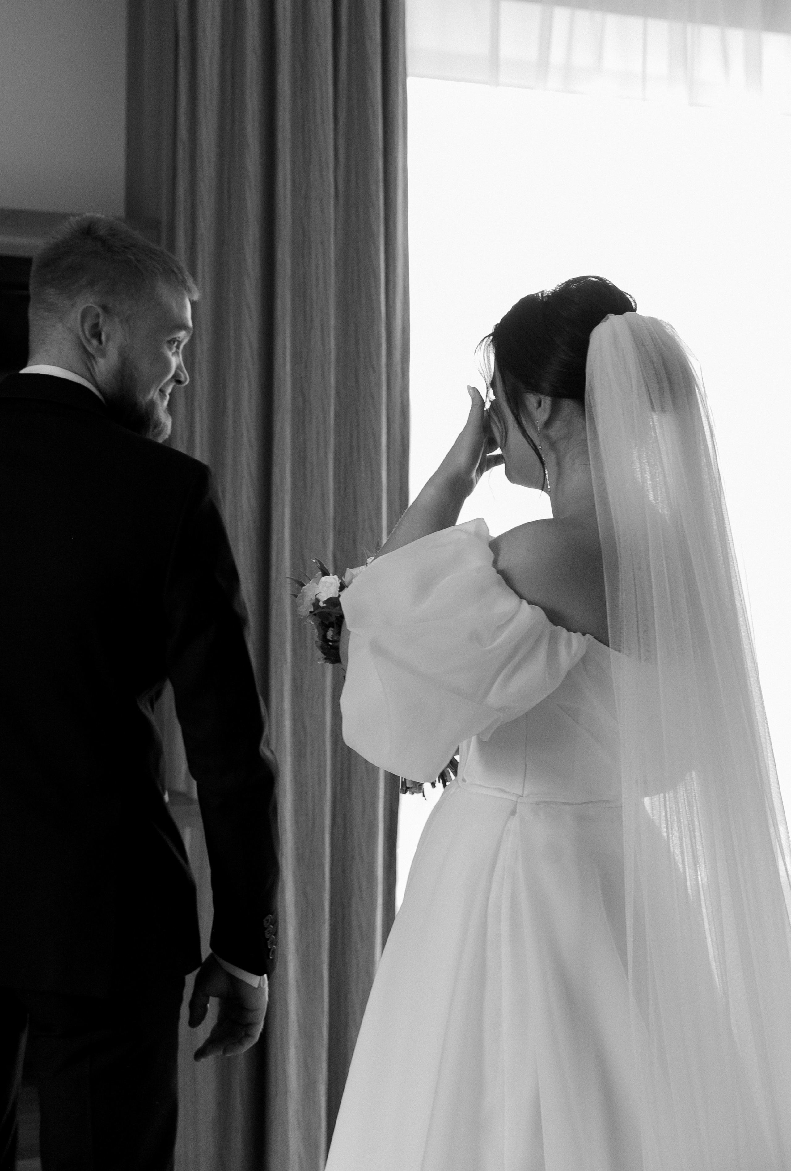 ЭМОЦИИ В КАЖДОМ СНИМКЕ