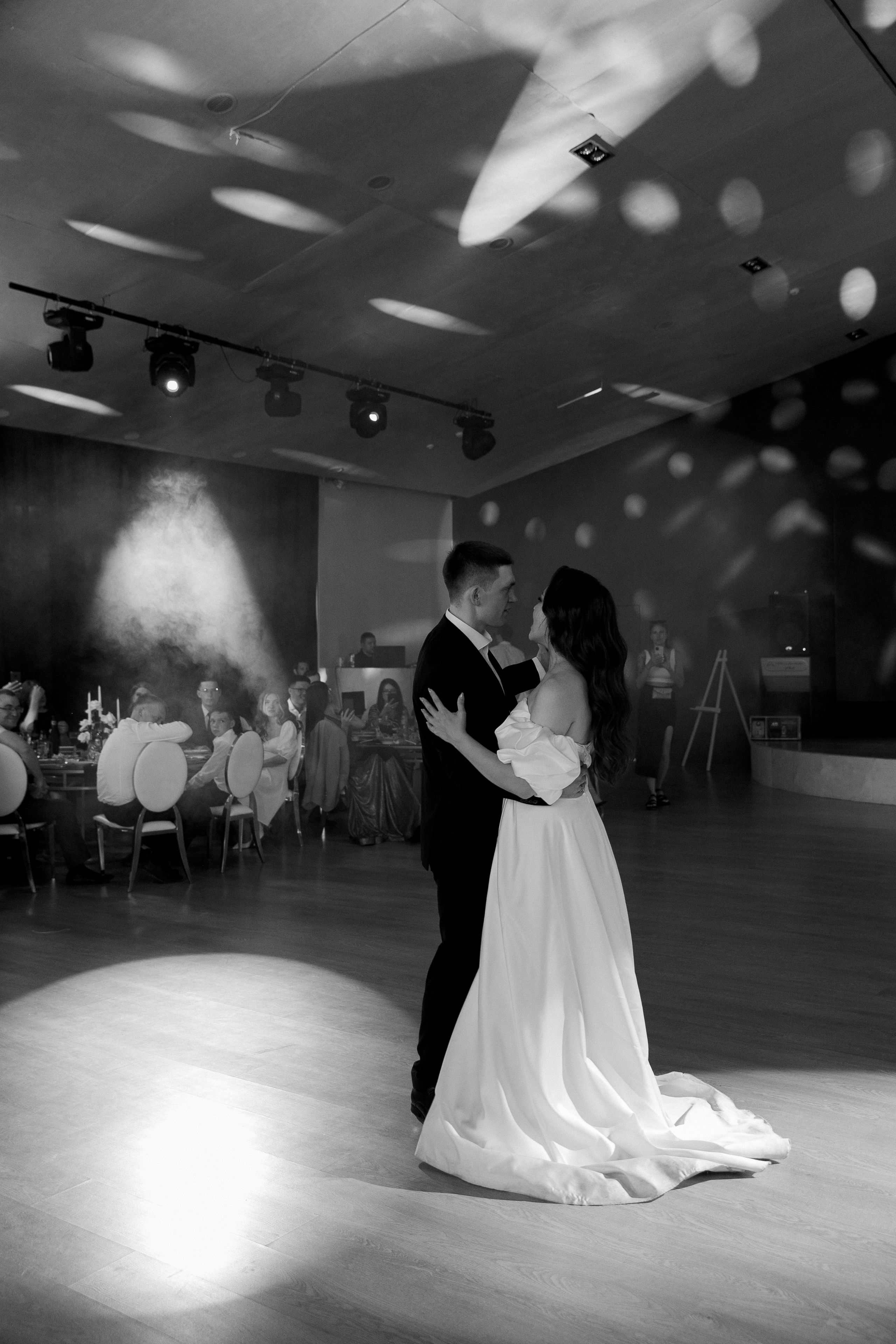 ЭМОЦИИ В КАЖДОМ СНИМКЕ