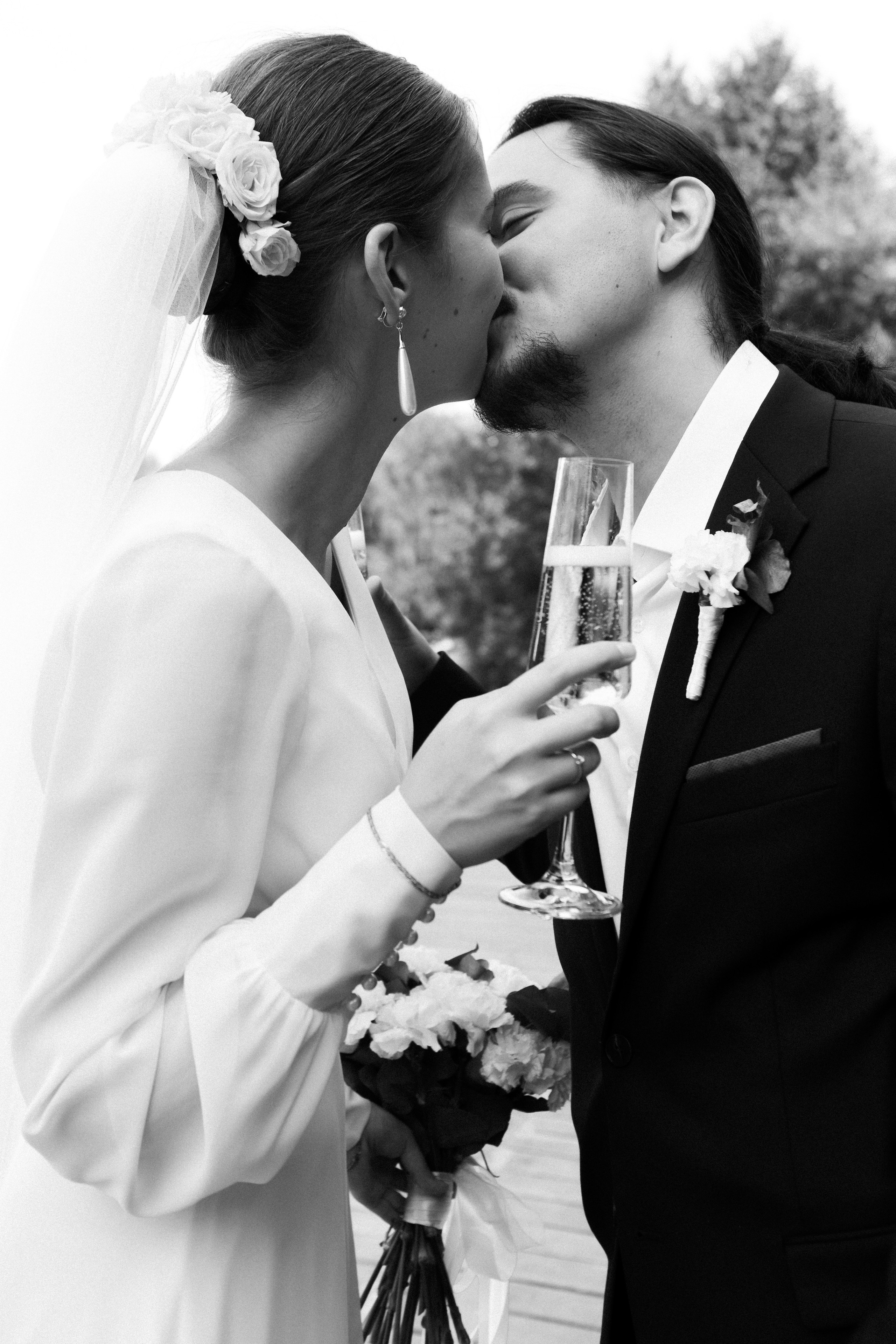 Фотограф Калагина Светлана в Москве. Снимаю свадебные фотосессии, включающие съемку в ЗАГСе и прогулку молодоженов