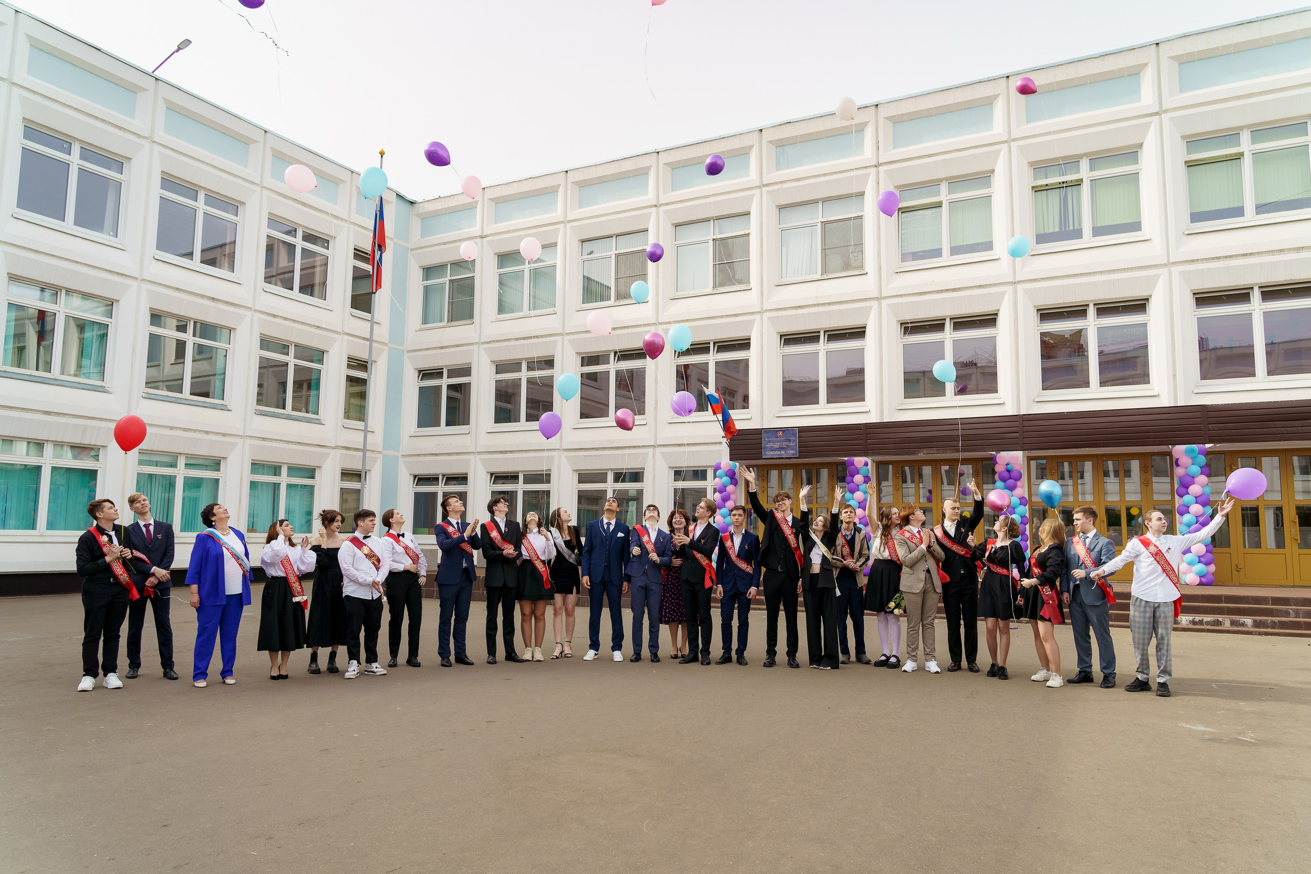 Фотосъёмка последний звонок, выпускной, бал. «Студия DRONAVT`s» — видеосъёмка и фотография г. Москва
