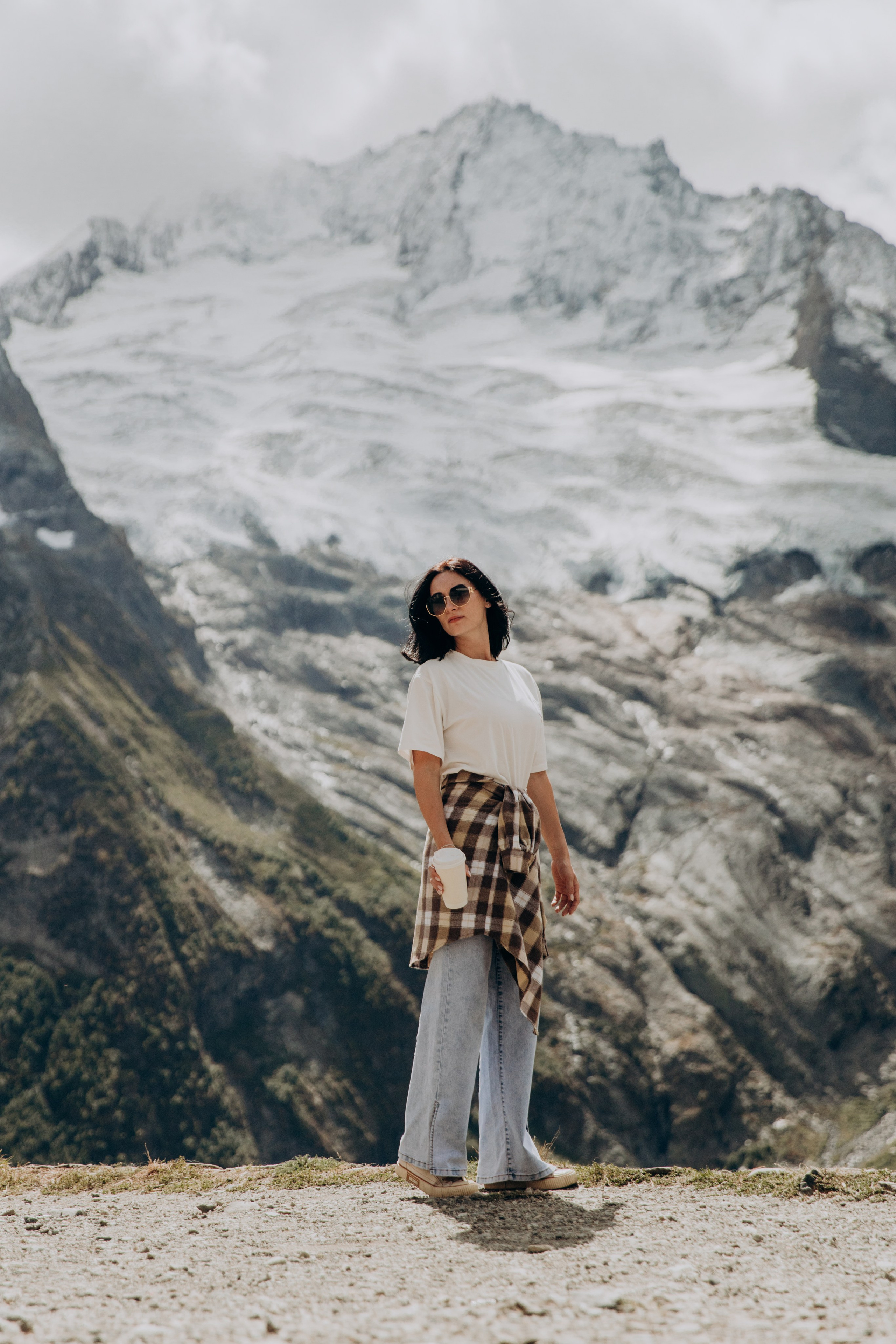 Юля с семьей, Домбай. Портфолио