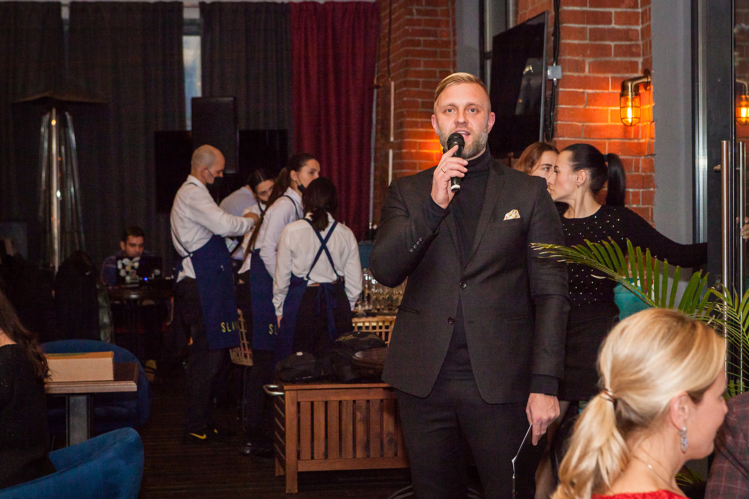 Intelligent game. Alexander Grigoryan photography