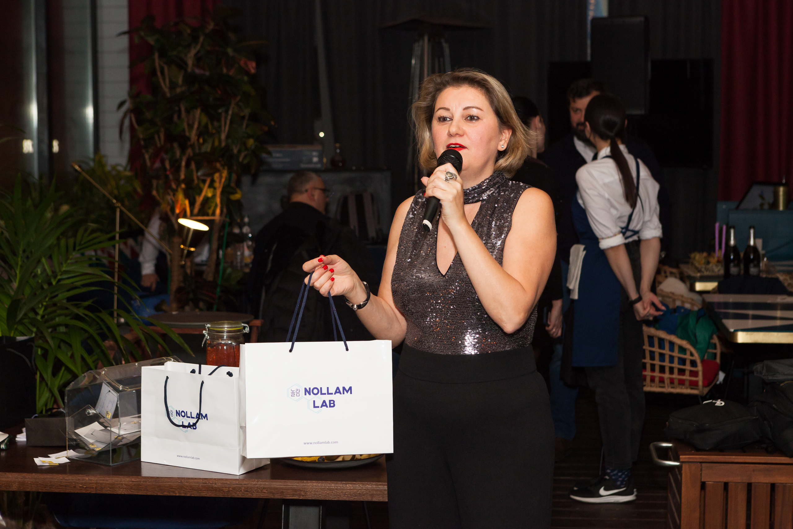 Intelligent game. Alexander Grigoryan photography