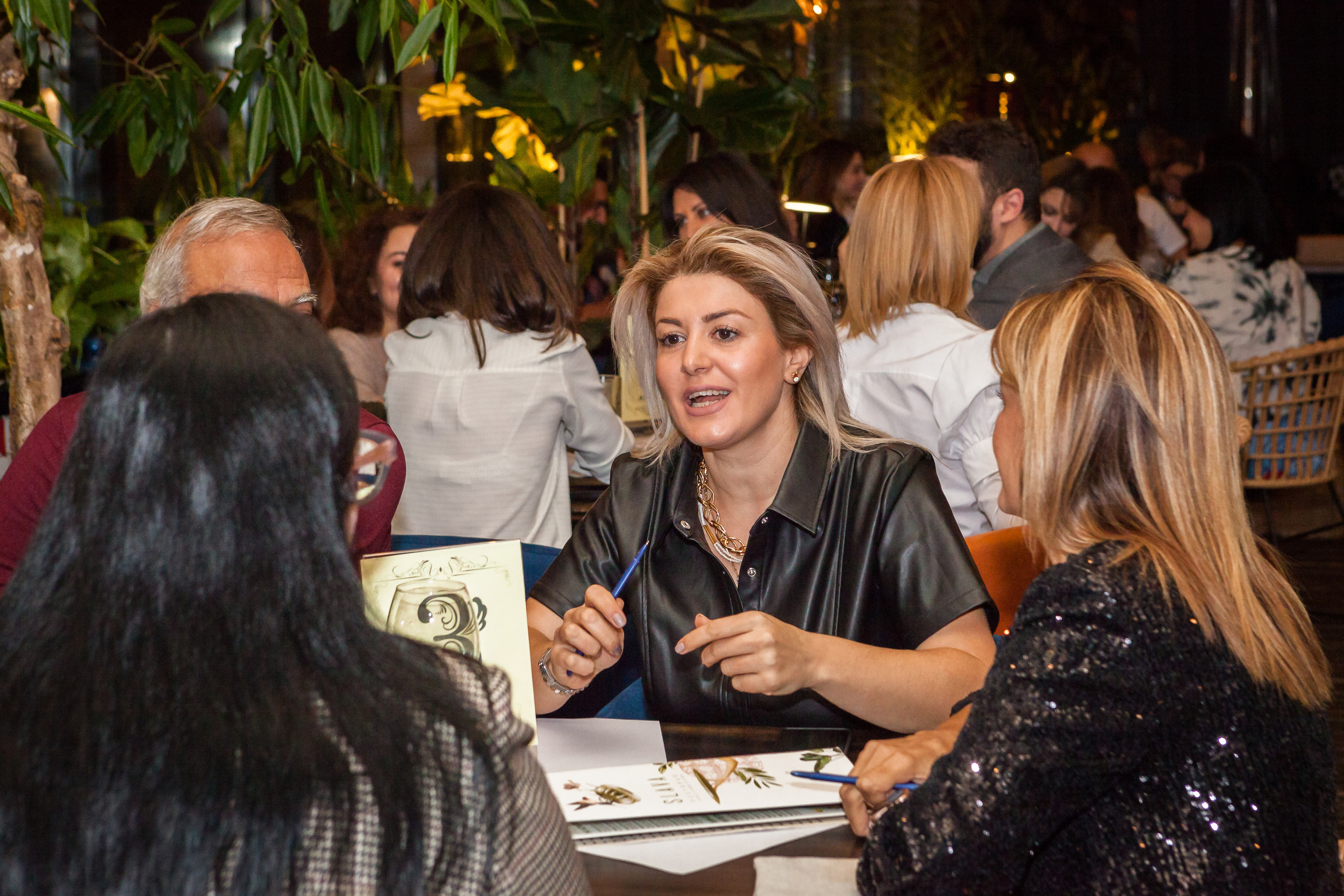 Intelligent game. Alexander Grigoryan photography