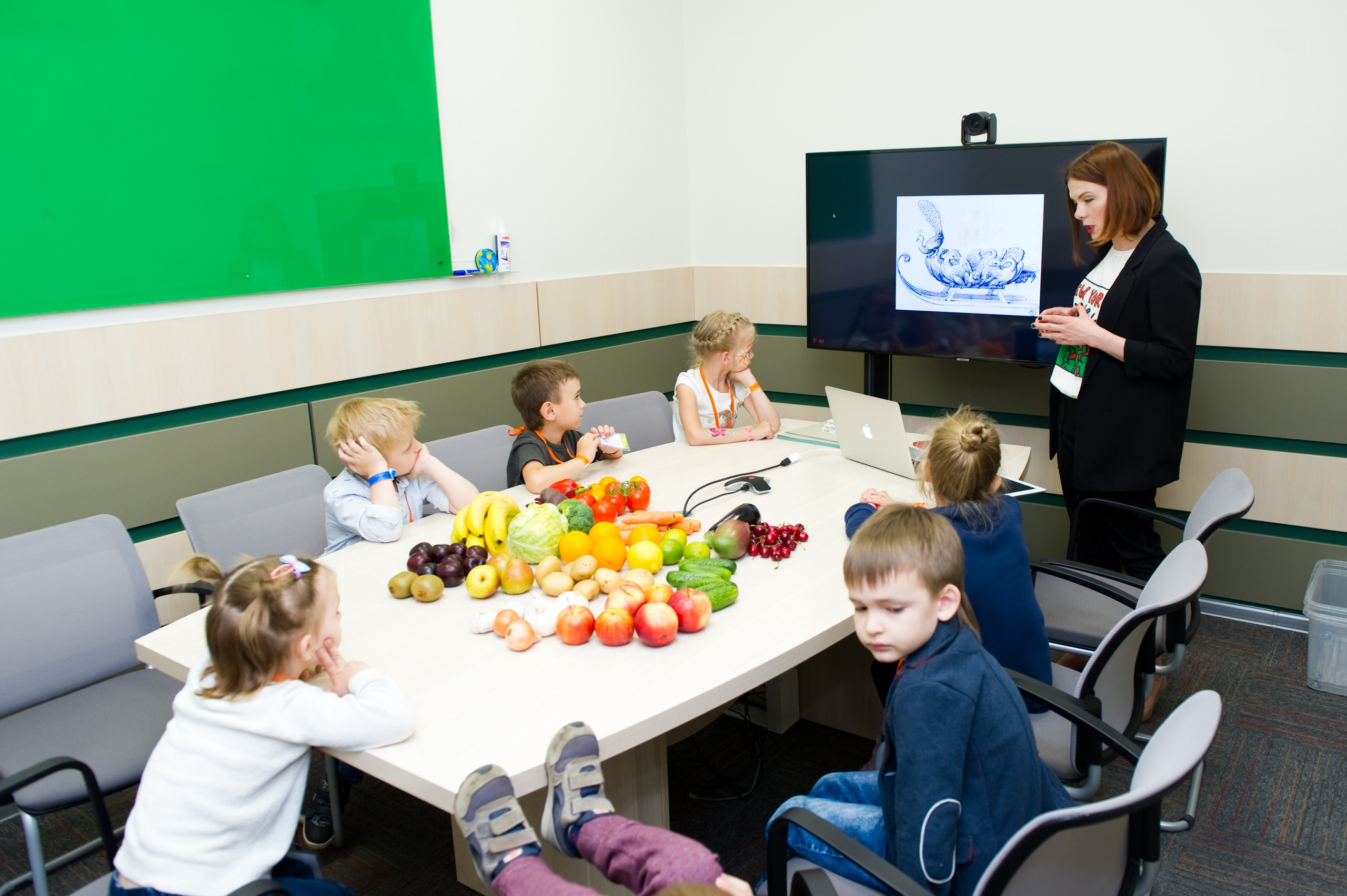 X5 Retail Group — «Особая среда» (семейный день в офисе компании). Репортажный фотограф и видеограф Слава Думчев. Тимбилдинги, отчетники, корпоративы