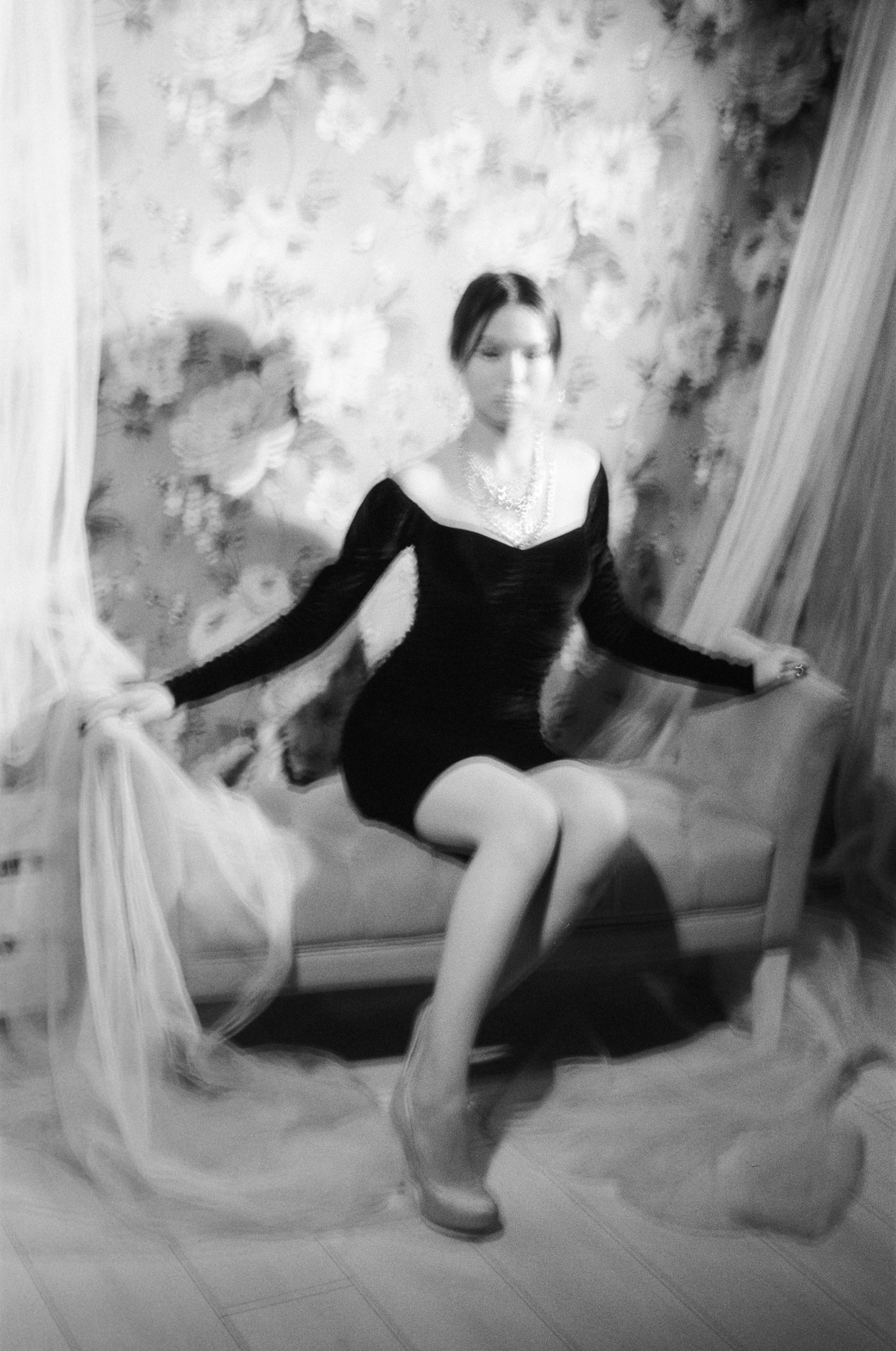 Катя (пленка fomapan) / Katya (film wb fomapan). Фотограф Айдын Седип в Кызыле