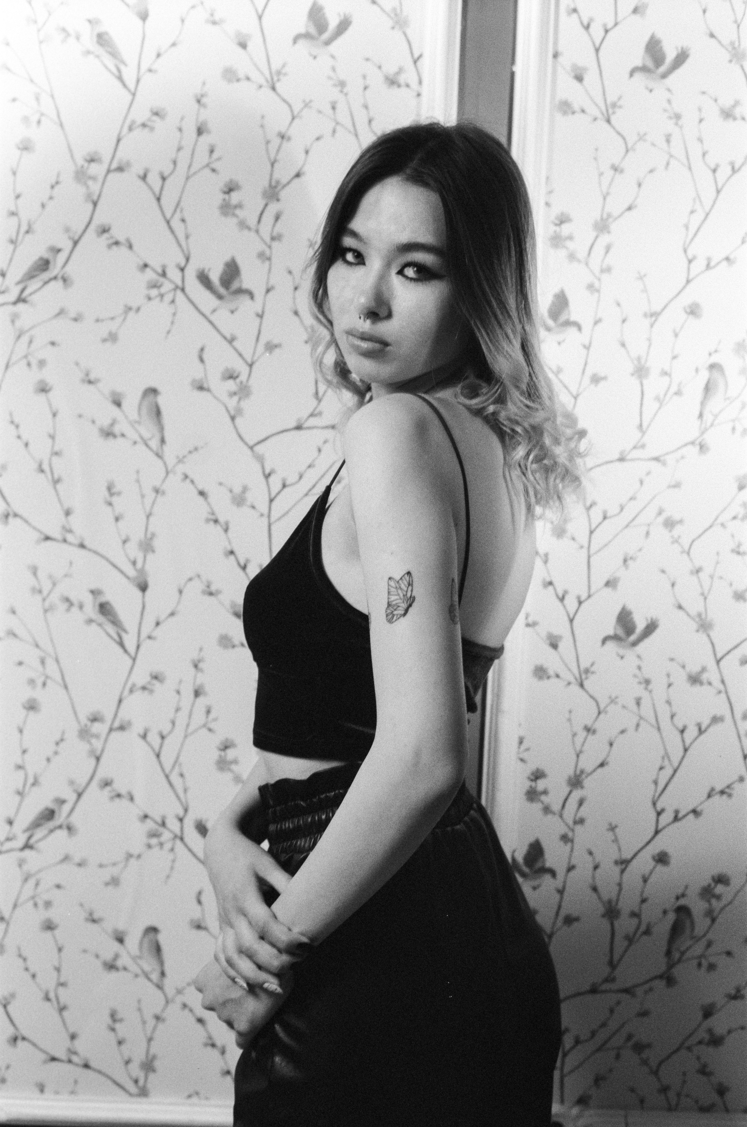 Катя (пленка fomapan) / Katya (film wb fomapan). Фотограф Айдын Седип в Кызыле