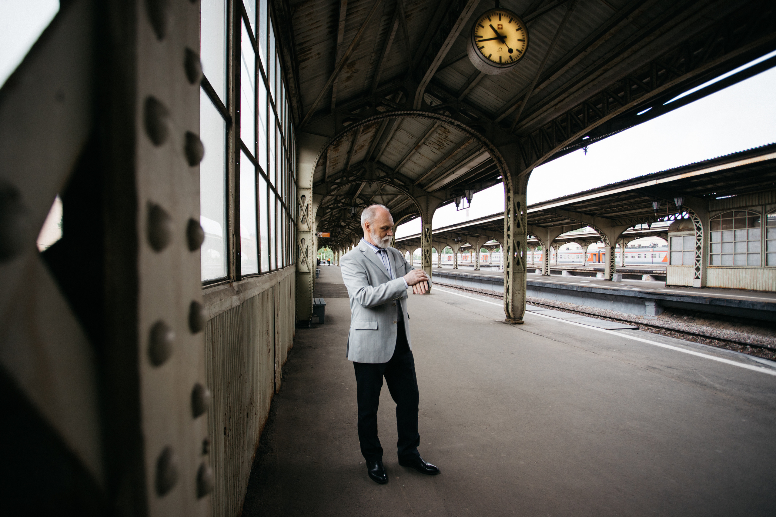 Фотосессия на Витебском вокзале. Фотограф в Санкт-Петербурге Юлия Ласкари