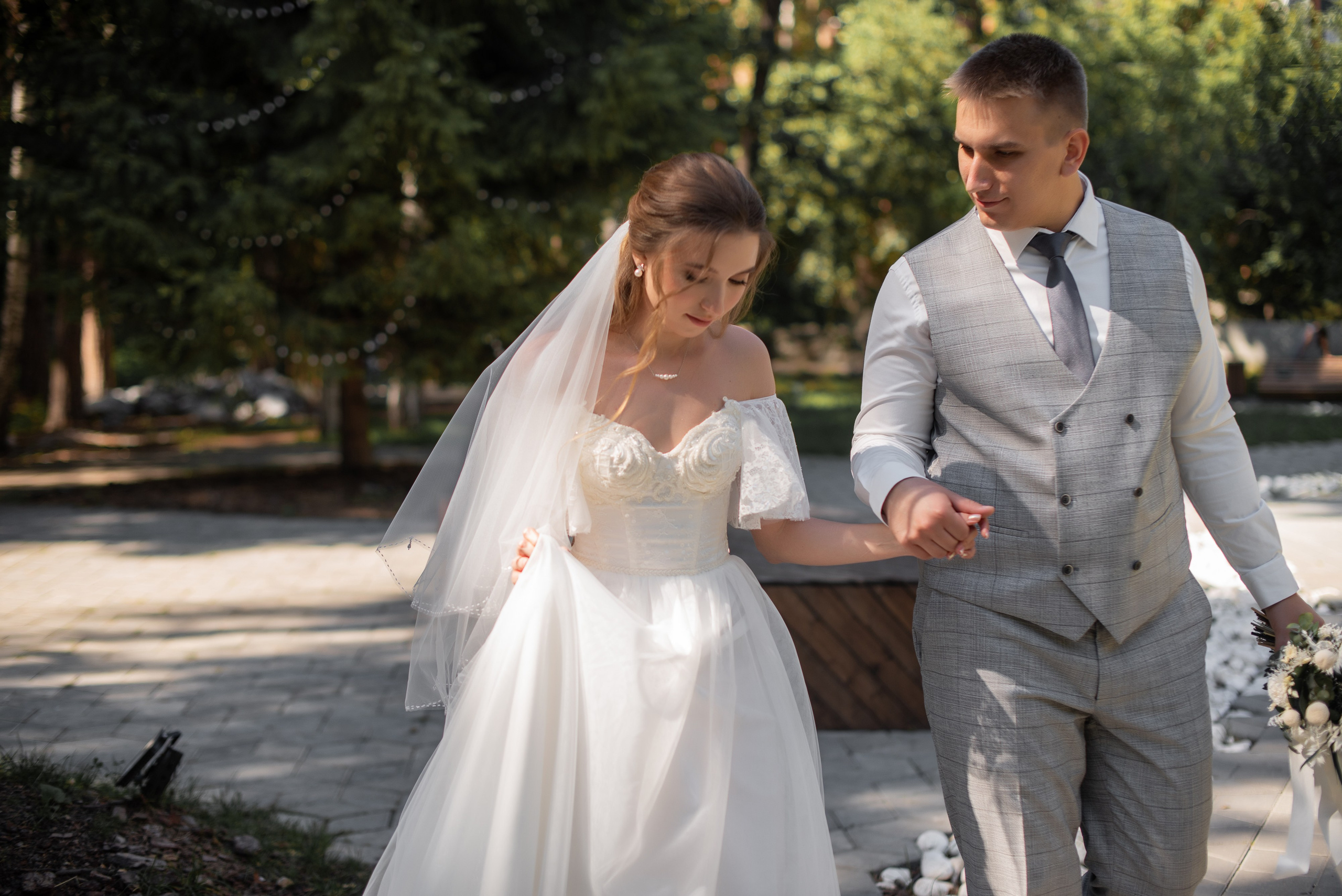 Свадебный альбом 12.08.23 – лучшие кадры с торжества. Свадебный фотограф в Миассе Татьяна Ружникова