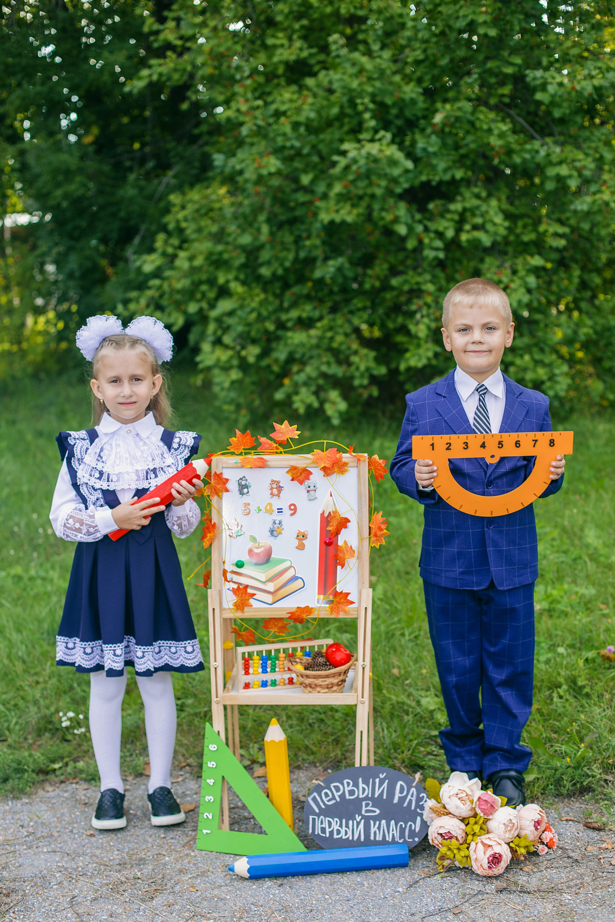 Портреты коллажи виньетка для начальной школы Искитим Бердск Новосибирск. Выпускные альбомы Искитим, Бердск и Новосибирск Крюкова Елена