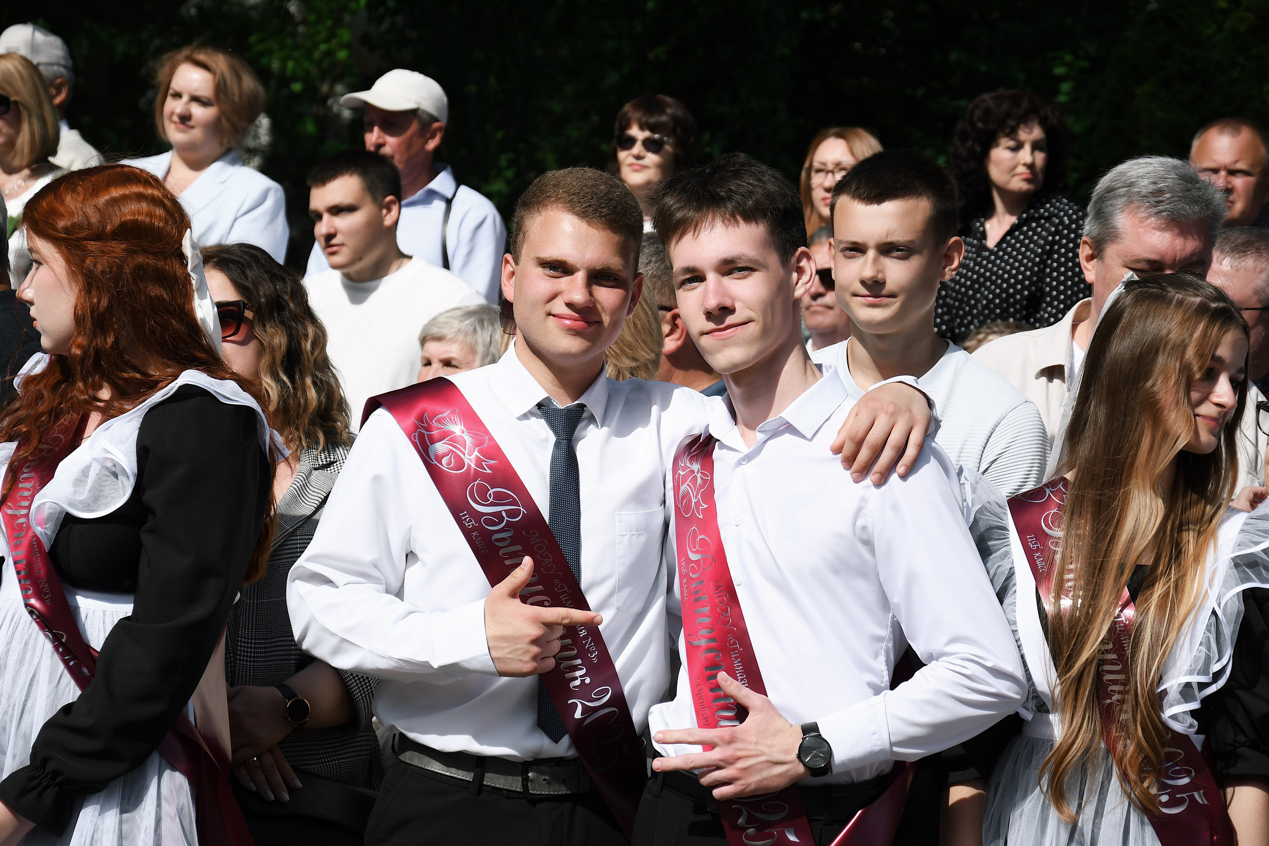 Линейка Гимназия Nº3. Фотограф Оренбург I Кристина Подольская