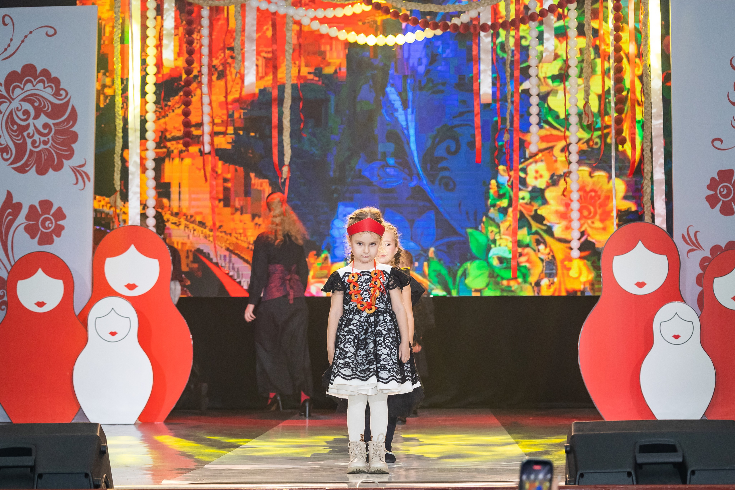 Показ Happy Kids. Выпускные альбомы во Владивостоке