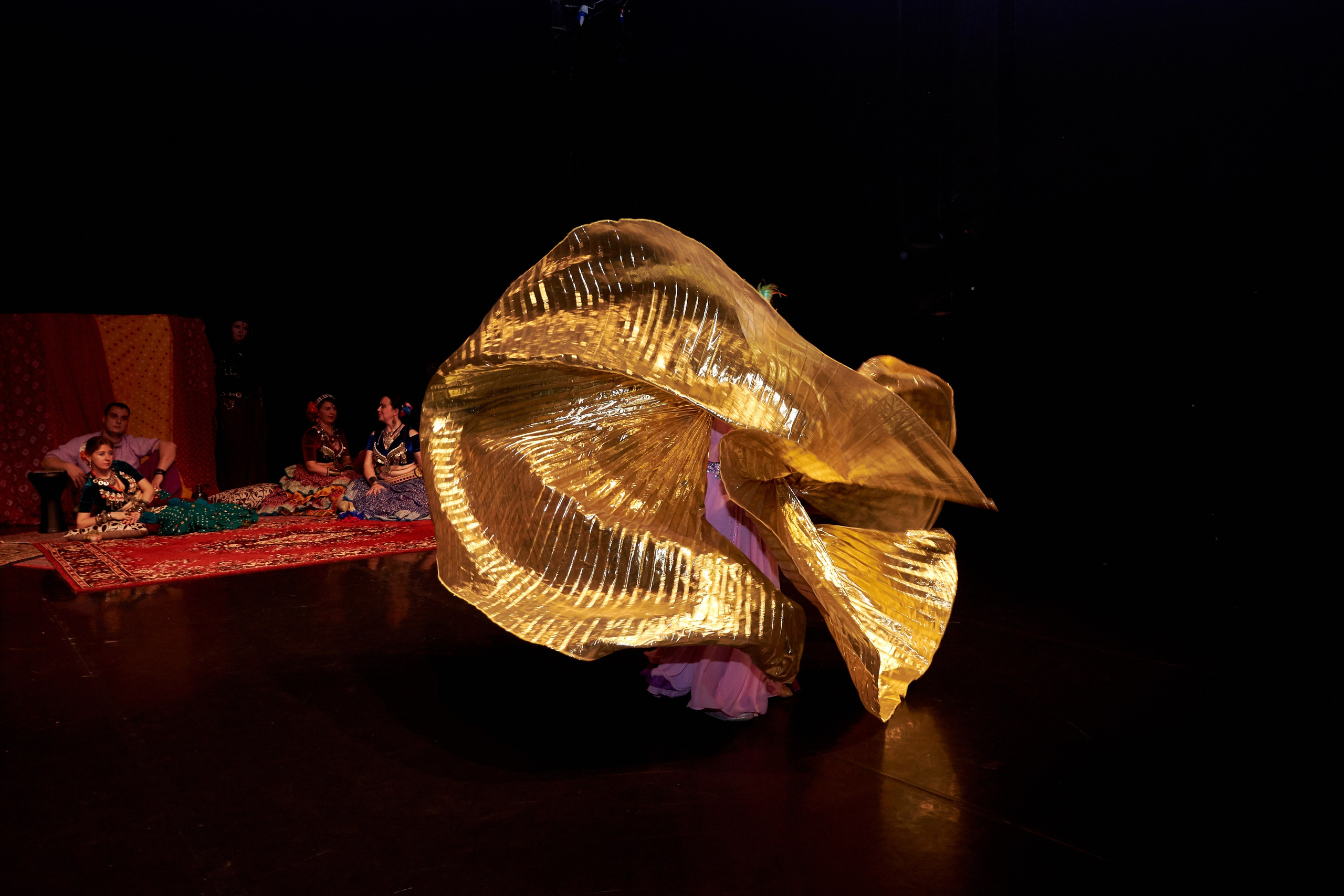 Город танцующего народа. Ольга Чёкотова (Фотограф Кострома)