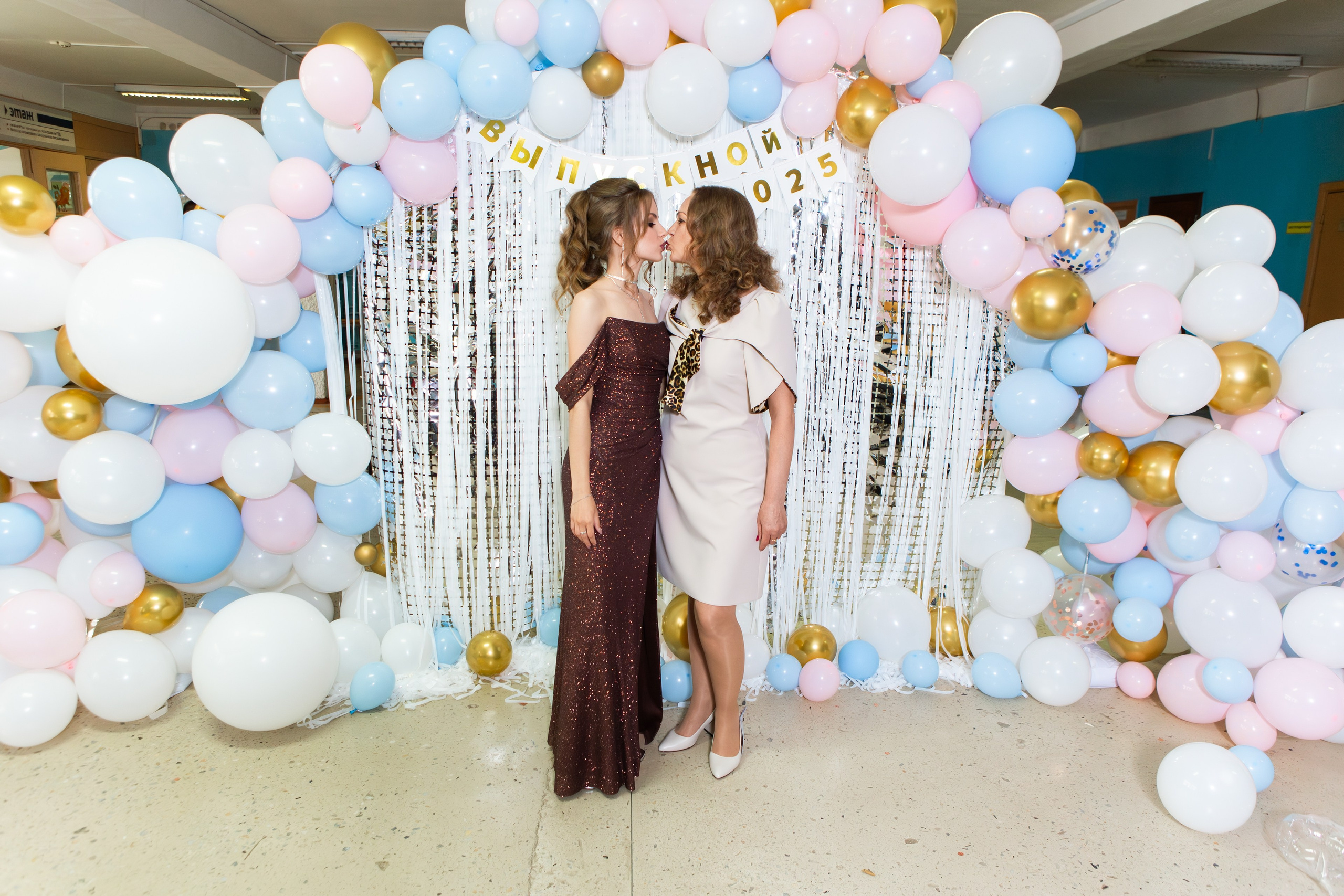 ФОТОСЕССИЯ С РОДИТЕЛЯМИ ВЫПУСКНОЙ 2025 9 ШКОЛА Г.МЦЕНСК. Профессиональный фотограф в Мценске и Орловской области