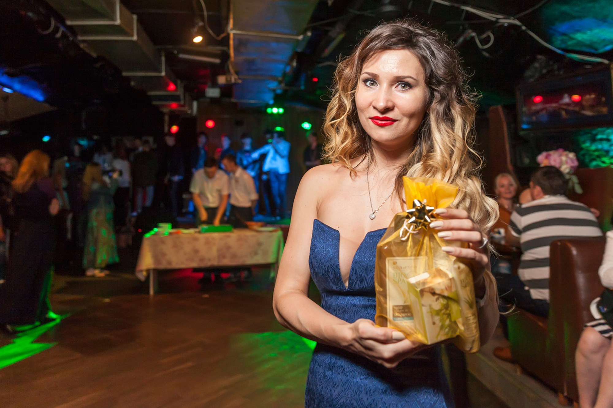 Party!. Портретный и репортажный фотограф в Москве Денис Машков