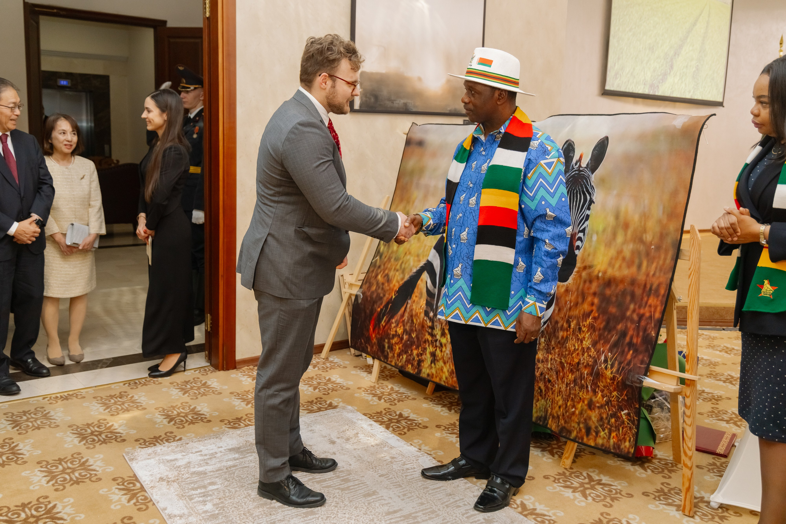 Фотосъемка делегации Посольства Зимбабве в Минске. Свадебный фотограф в Минске/Беларуси Сергей Спиридонов