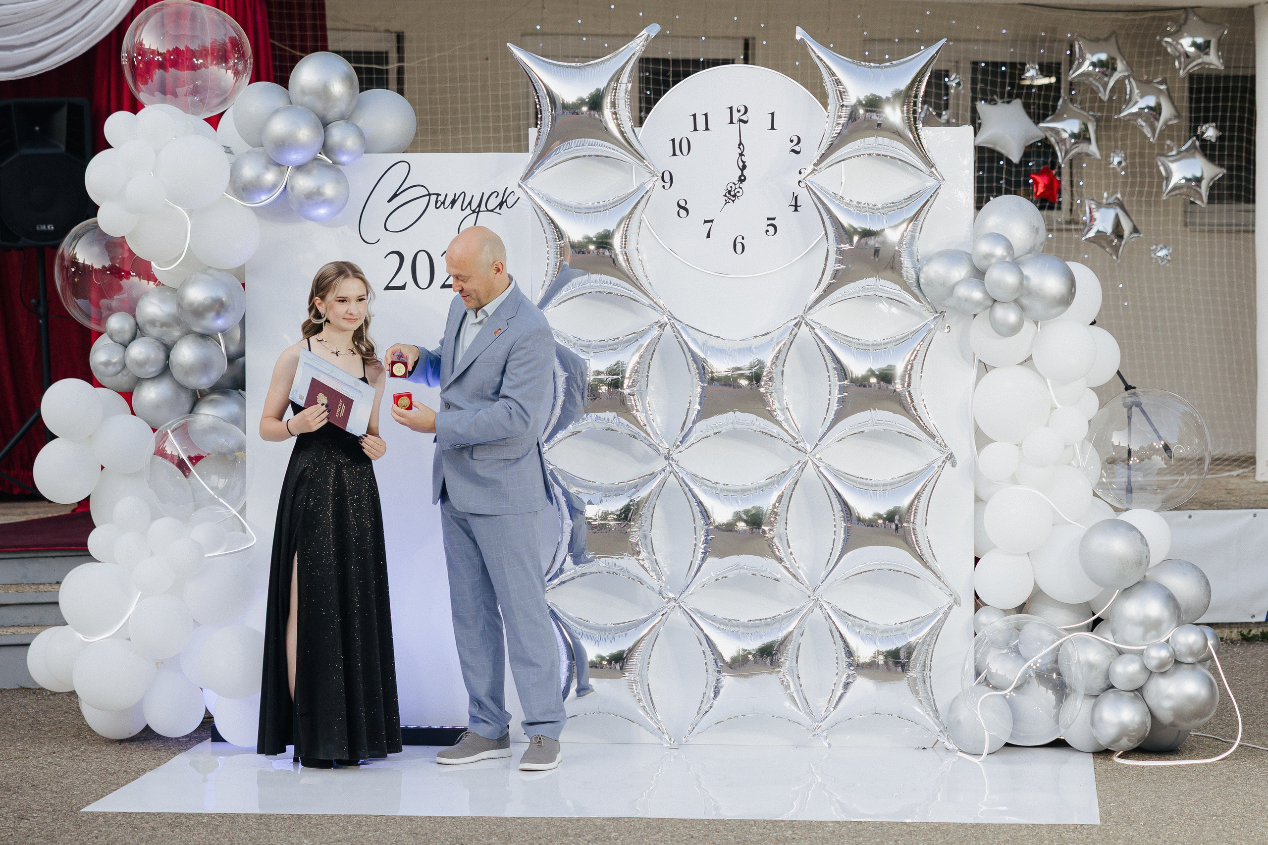 Вручение аттестатов. Свадебный фотограф Роман Еремеев