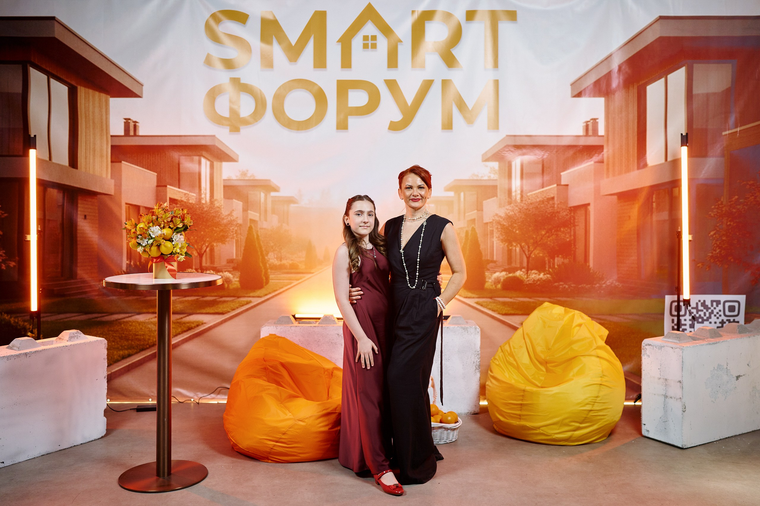 SMART FORUM. Фотограф Виктор Тихонов · Москва Промышленный и B2B репортаж, имиджевая фотография. Мизансцена и свет — как инструменты для бизнеса