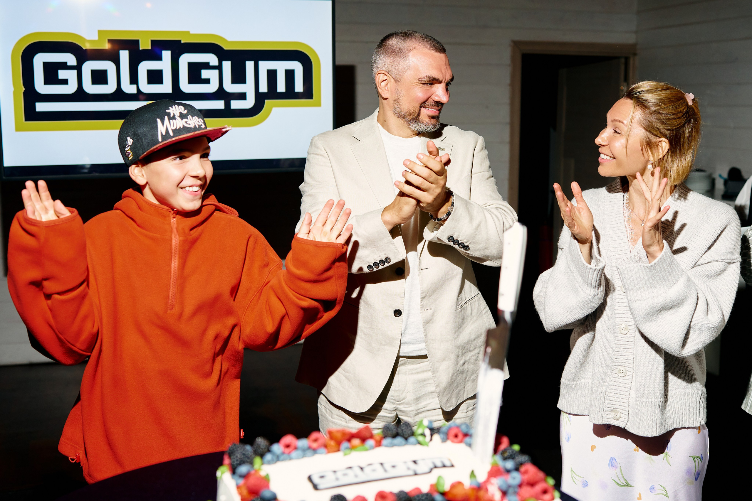 GoldGym. Фотограф Виктор Тихонов · Москва Промышленный и B2B репортаж, имиджевая фотография. Мизансцена и свет — как инструменты для бизнеса