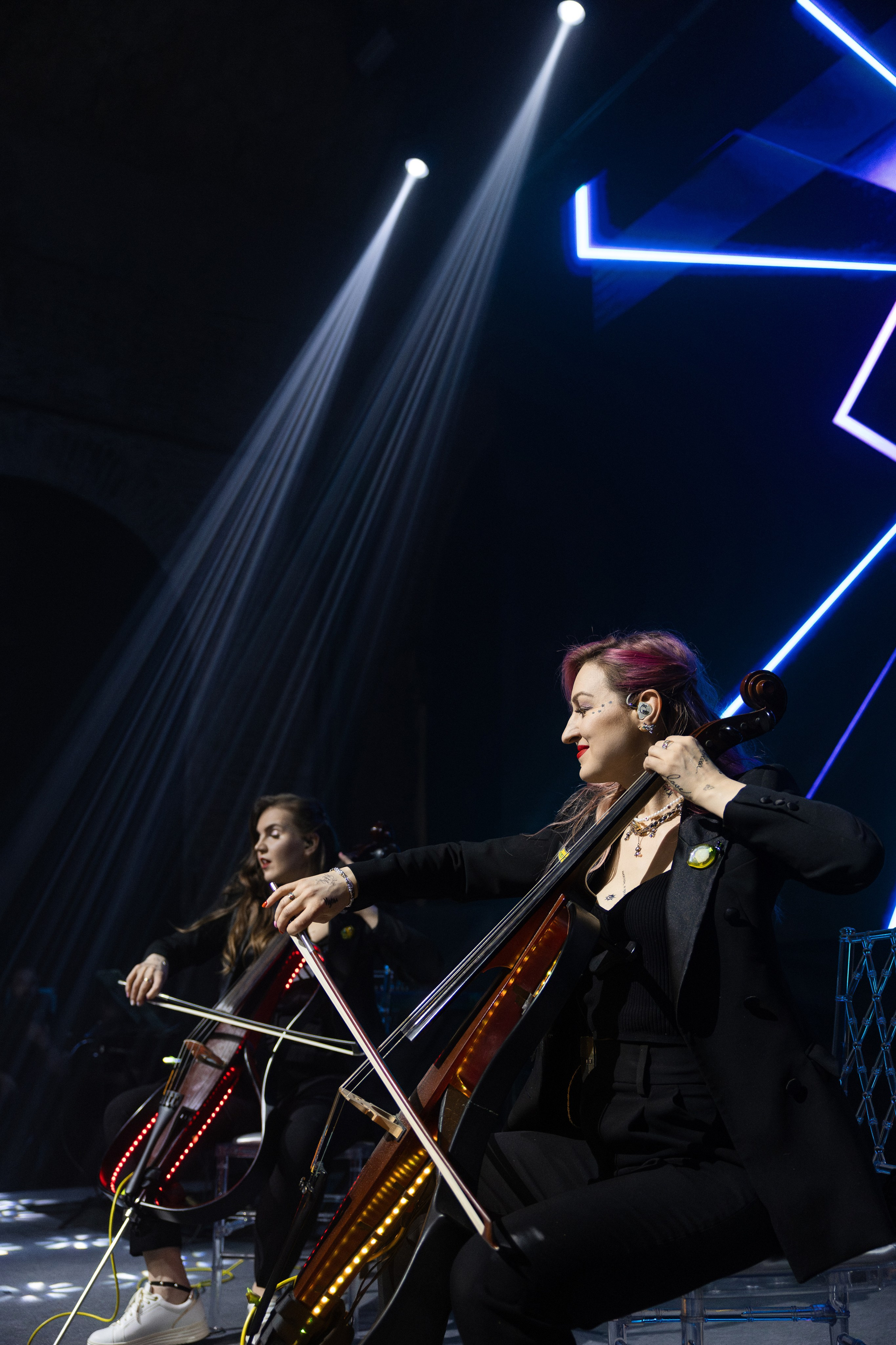 Data Summit 2025 (1). Свадебный репортажный фотограф в Москве