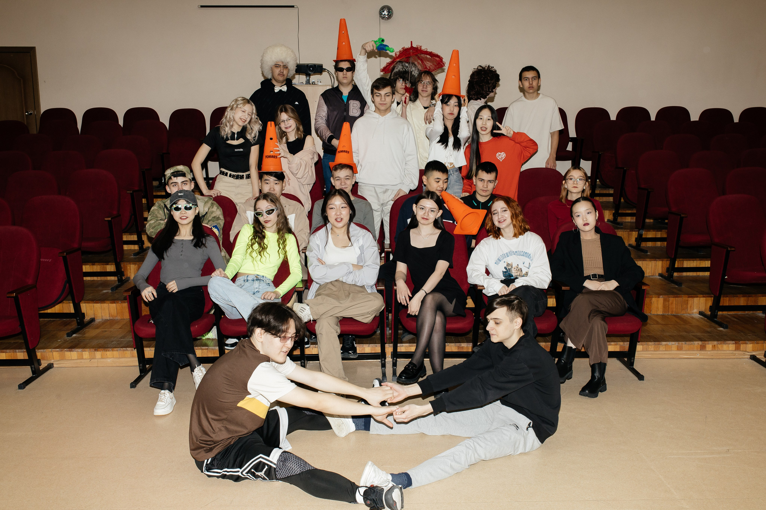 Старшая школа. Литовкина Анастасия фотограф, выпускные альбомы г. Мирный