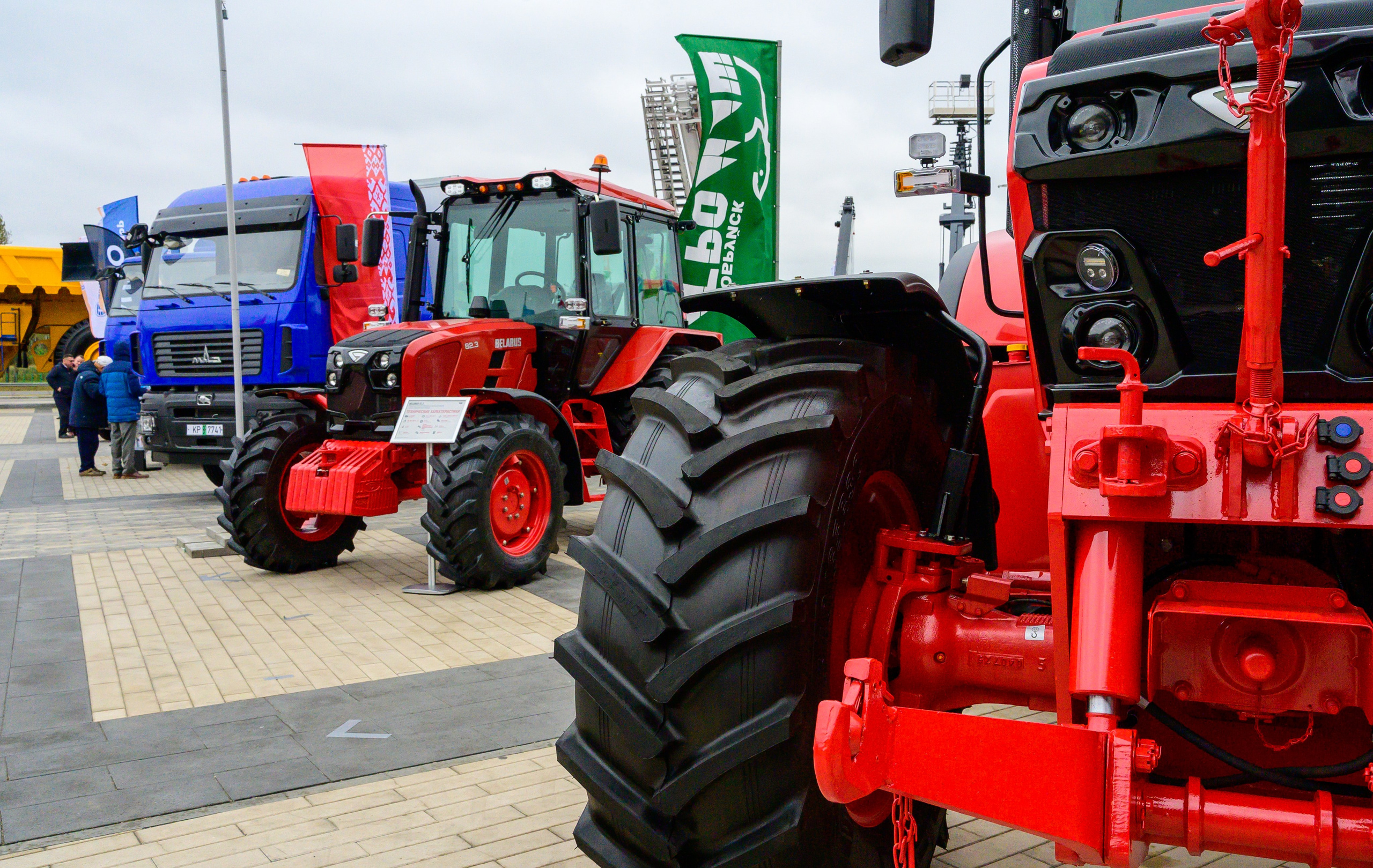 BigindustrialweekBelarus. Фотоуслуги, услуги фотографа, фотографирование важных событий