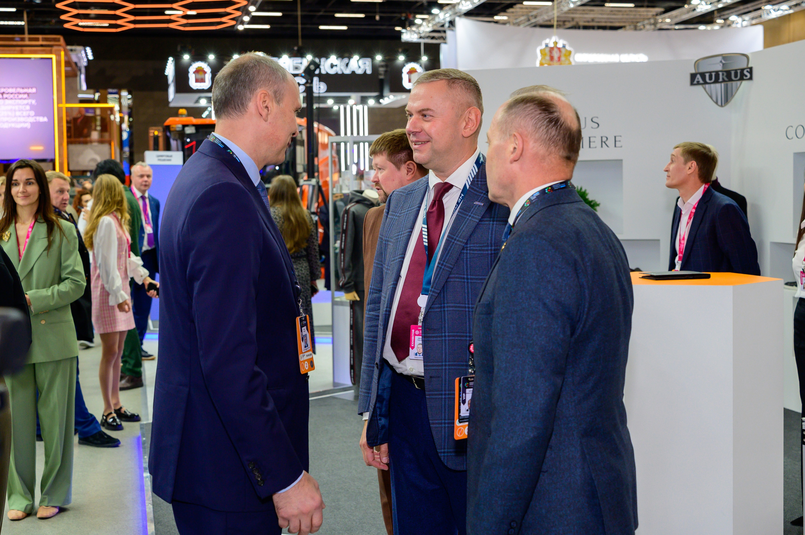 BigindustrialweekBelarus. Фотоуслуги, услуги фотографа, фотографирование важных событий