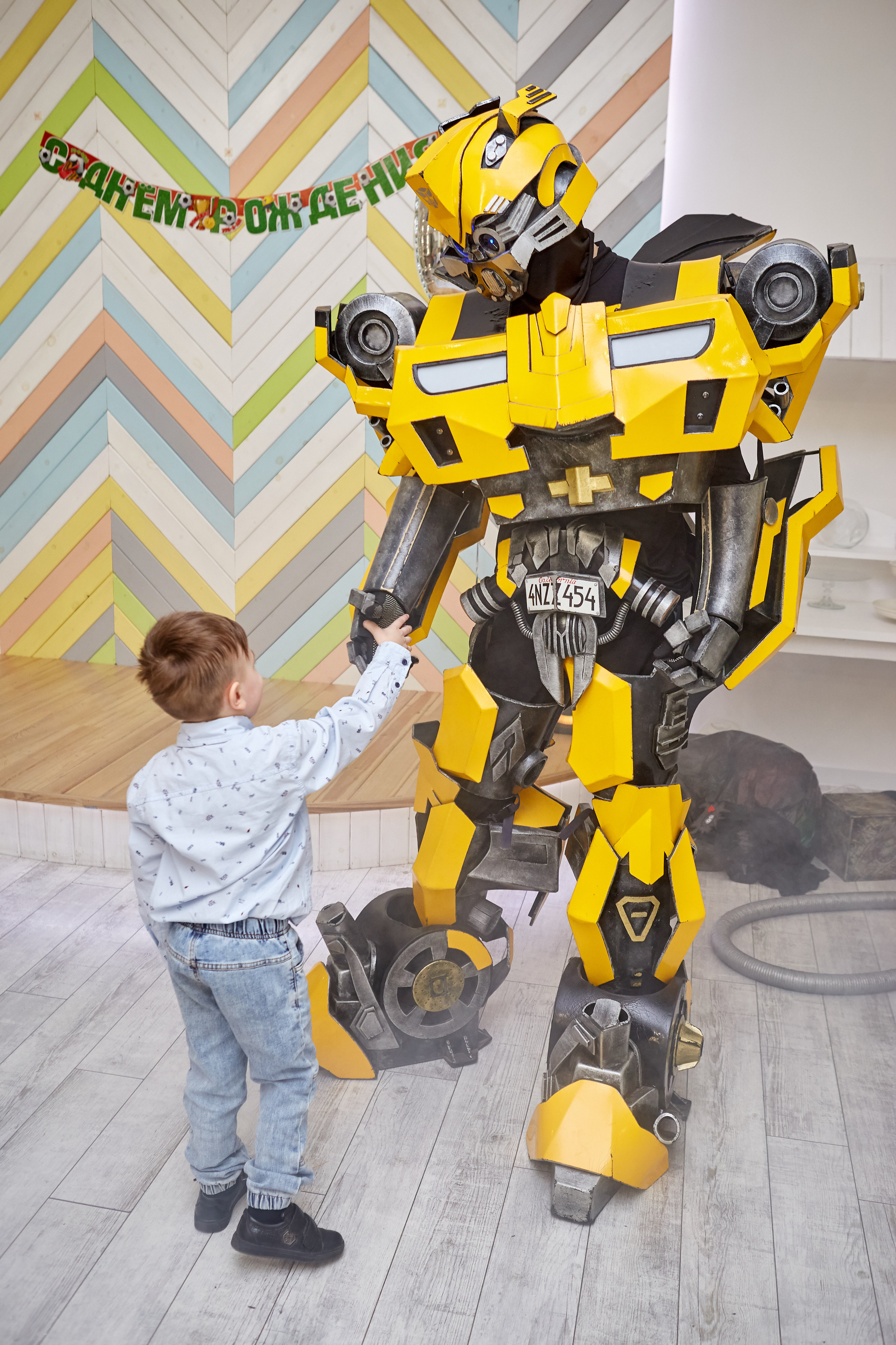 Репортажные кадры с детских праздников