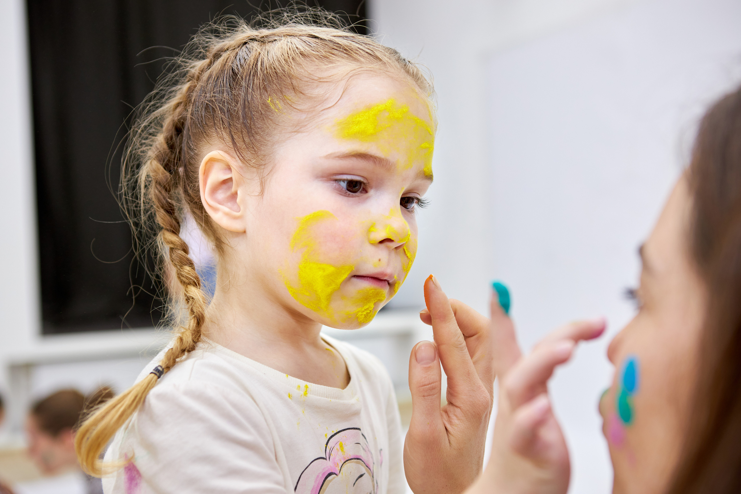 Репортажные кадры с детских праздников