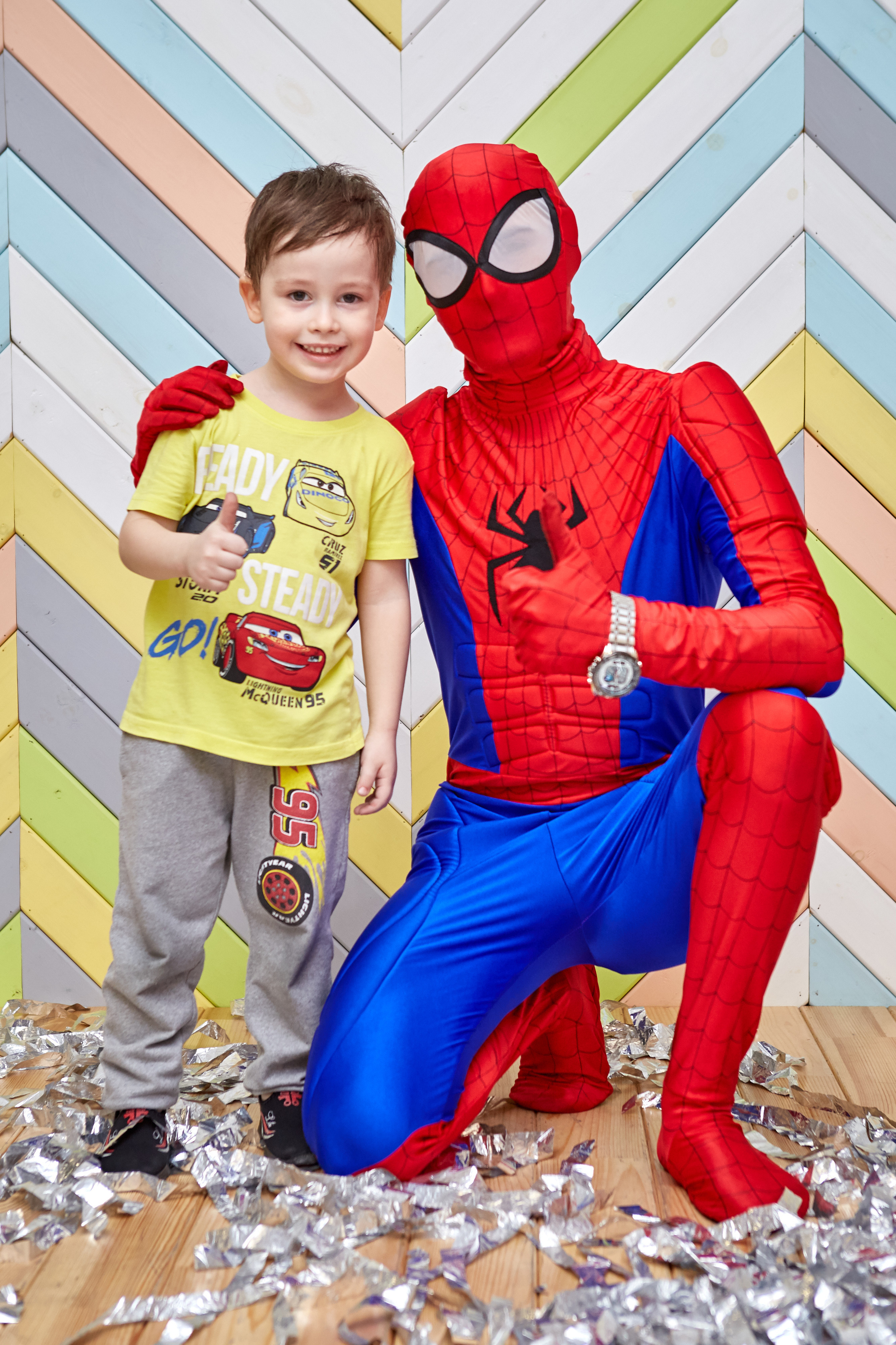 Репортажные кадры с детских праздников