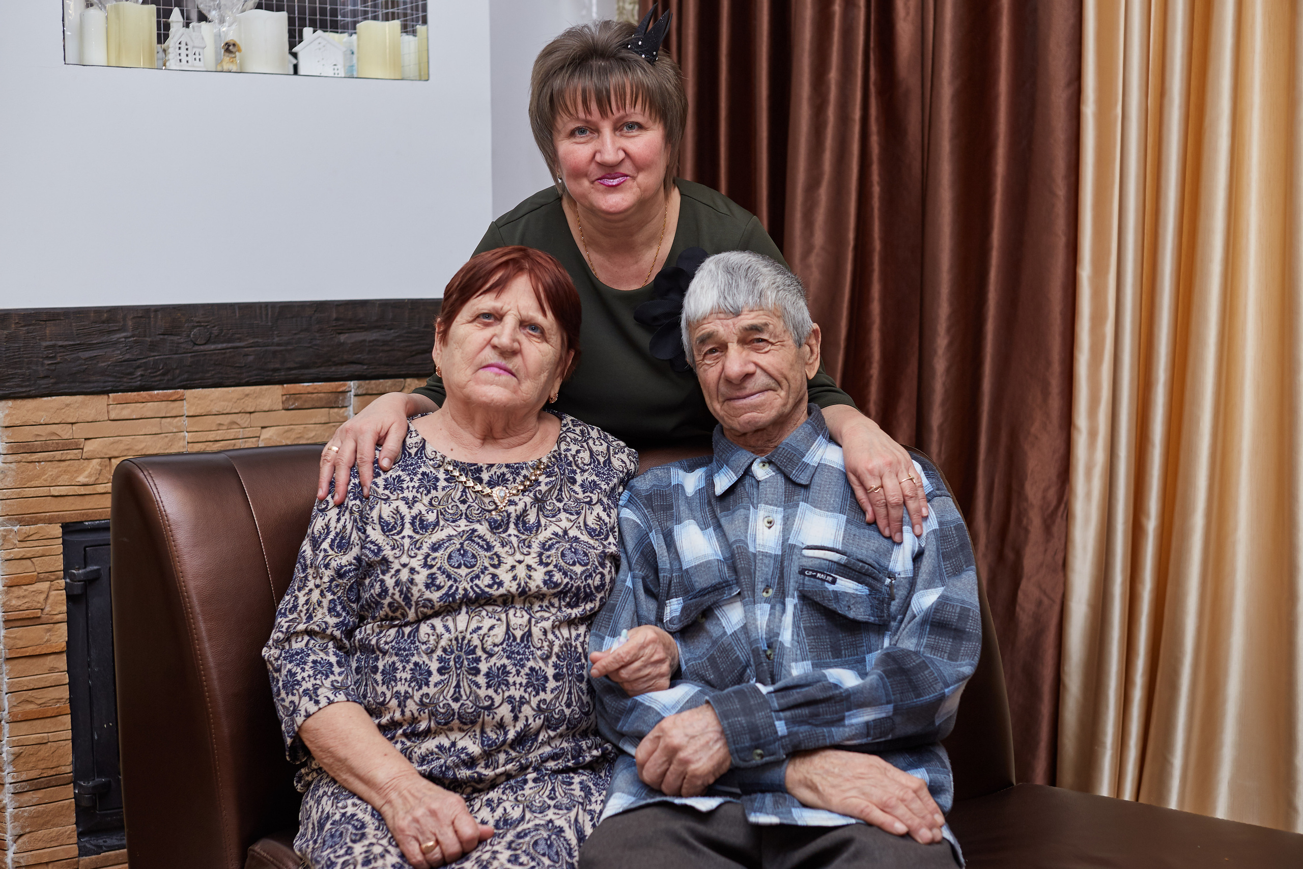 С любимыми родителями на своем юбилее