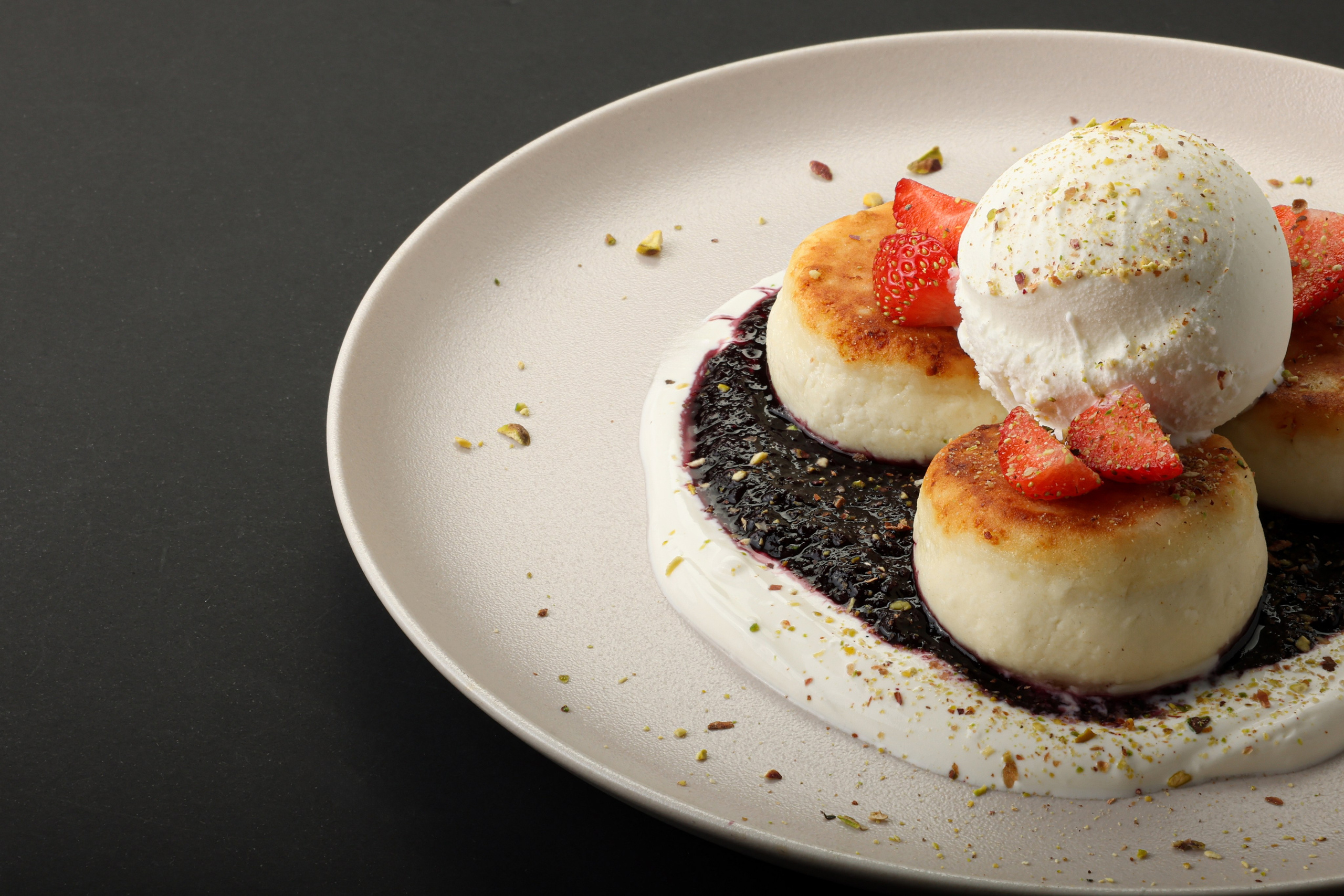 APPLEMANIA. Фотограф Самира Абдуллаева