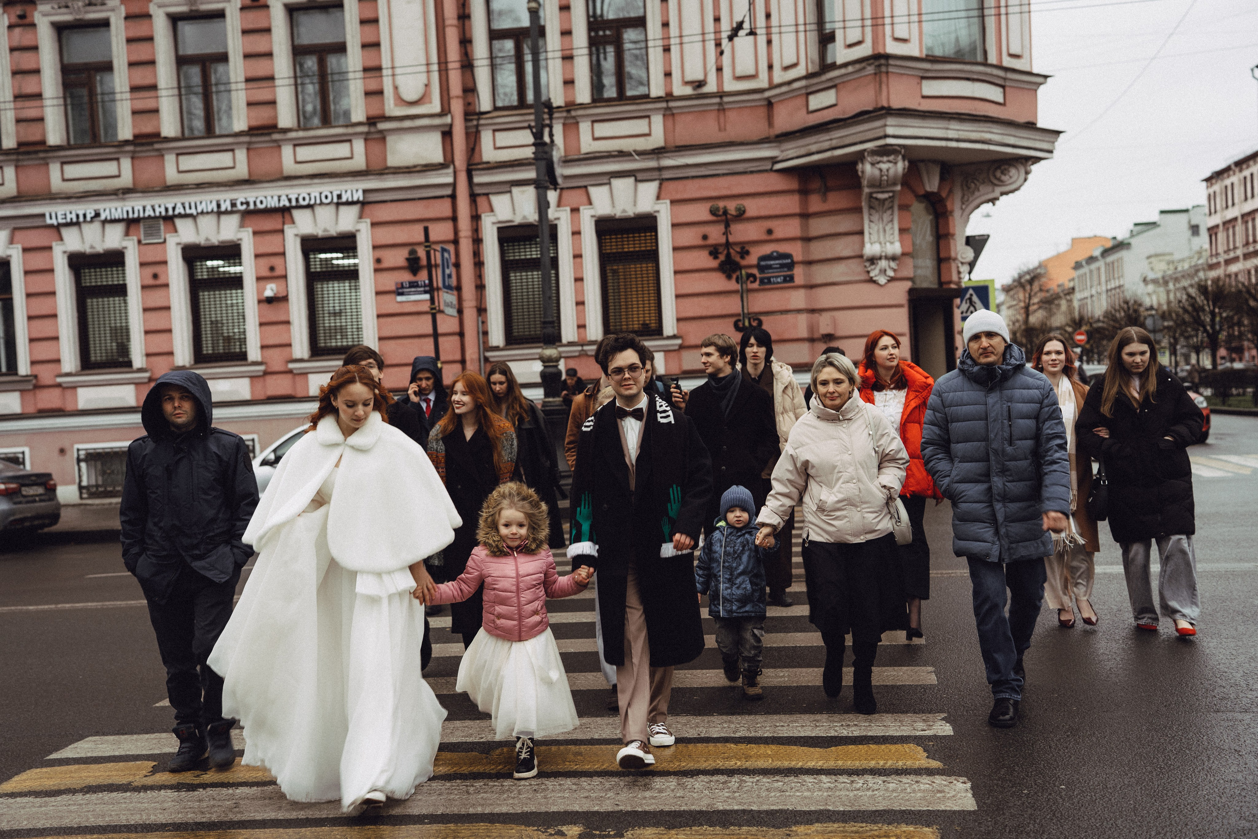 СВАДЕБНАЯ СЬЕМКА ВО ВТОРОМ ДВОРЦЕ С ГОСТЯМИ И ПРОГУЛКА В ТАВРИЧЕСКОМ САДУ. Профессиональный фотограф, Санкт-Петербург — Виктория Богомолова