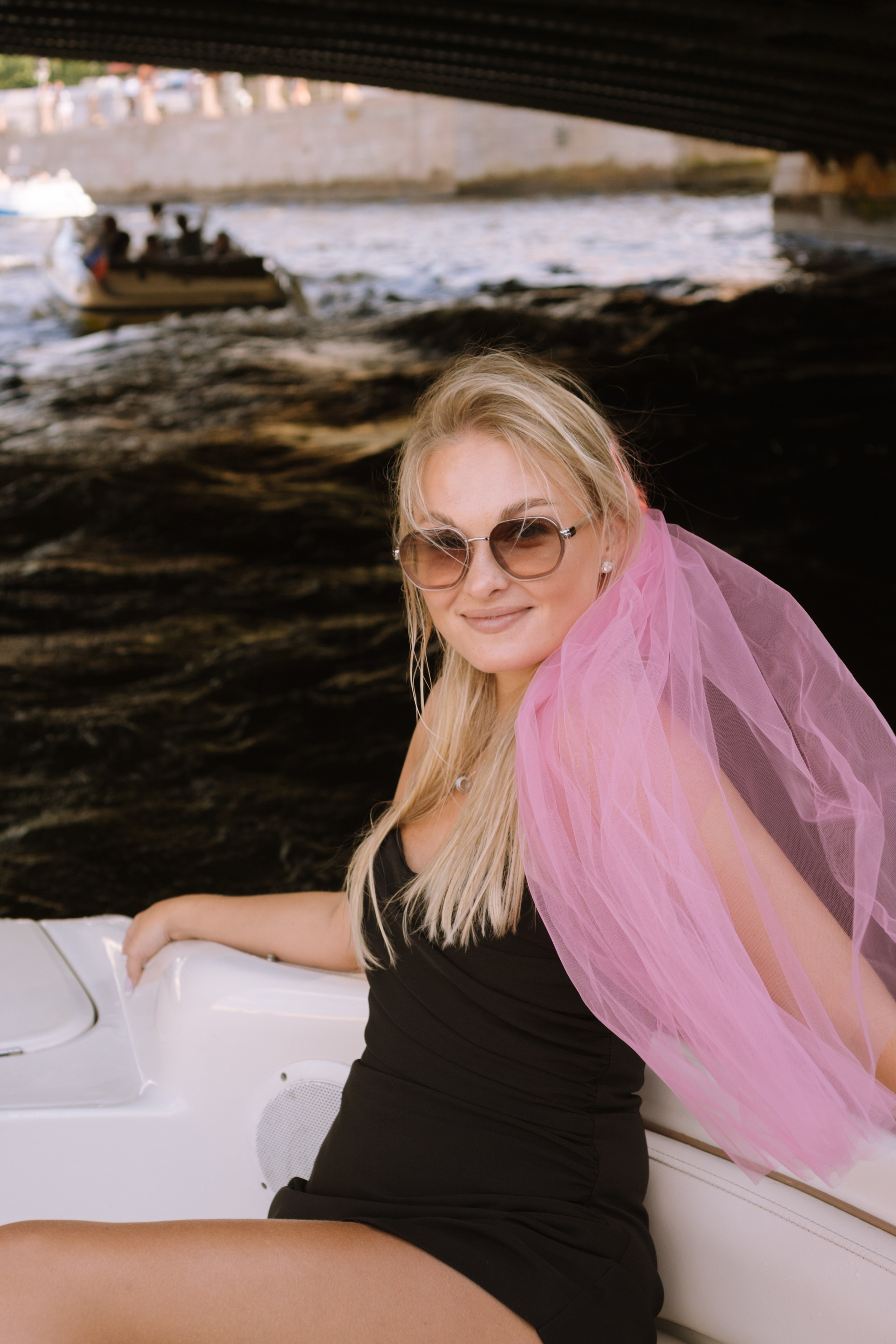 ДЕВИЧНИК НА КАТЕРЕ. Профессиональный фотограф, Санкт-Петербург — Виктория Богомолова