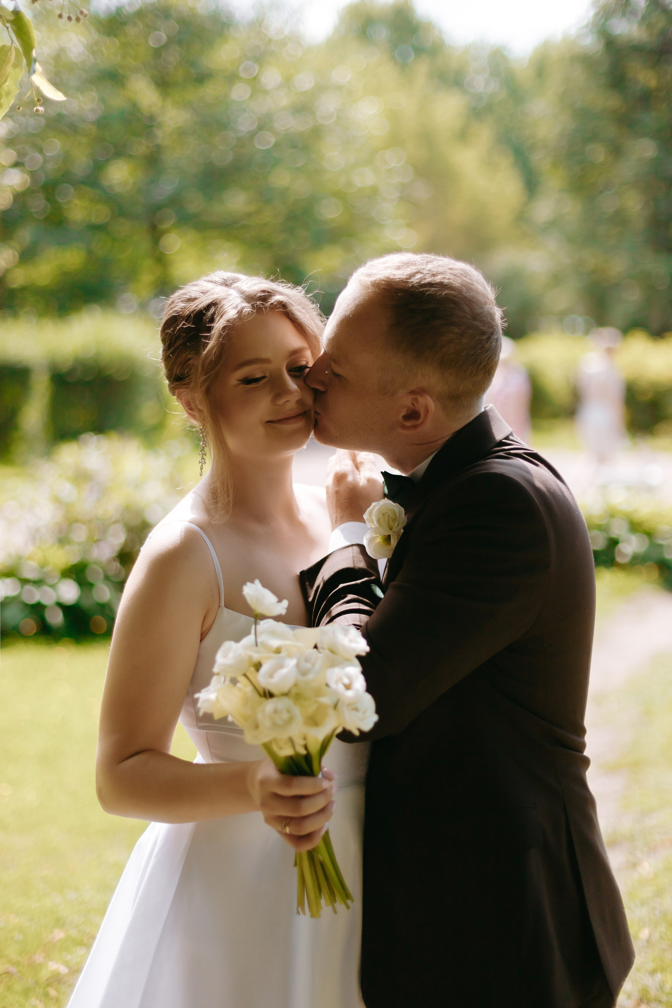 Я принёс тебе весну. Свадебный и семейный фотограф Арина Кулёва