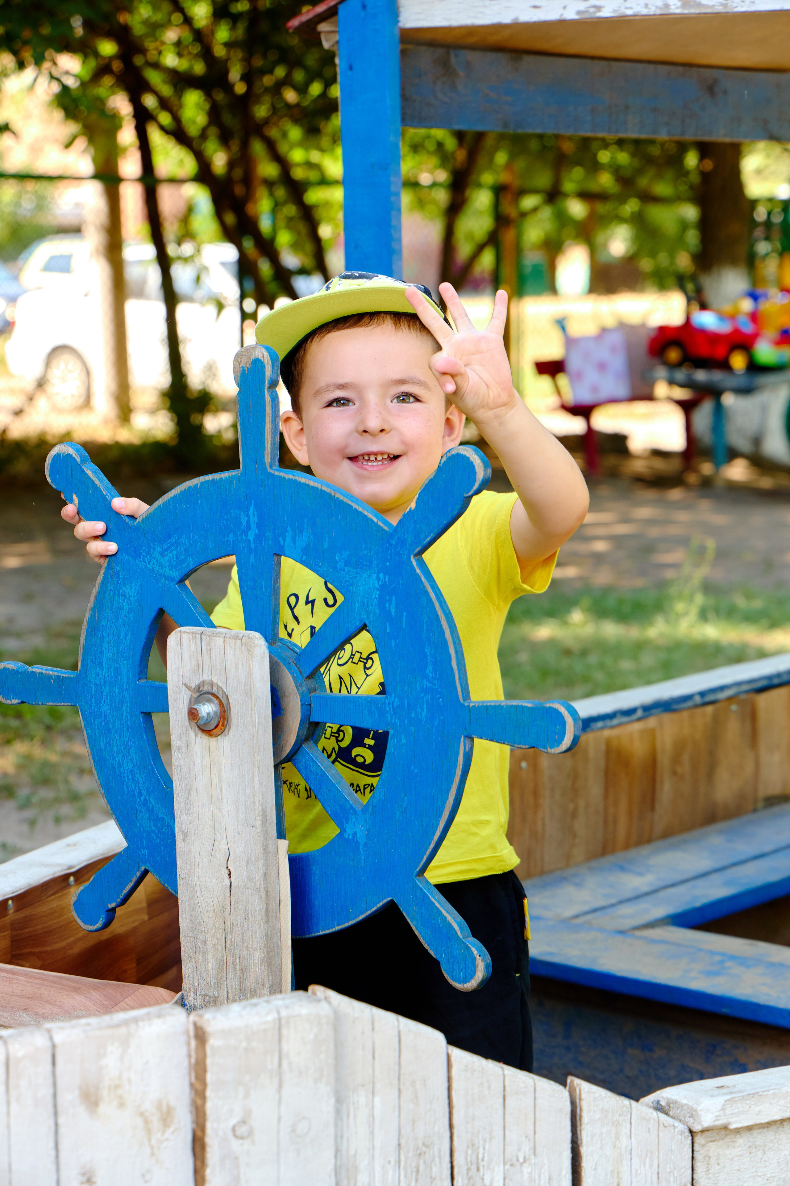 Пример летней съёмки в детском саду № 92 младшая группа Ромашки. Фотограф Выпускные альбомы Таганрог Сергей Коробченко