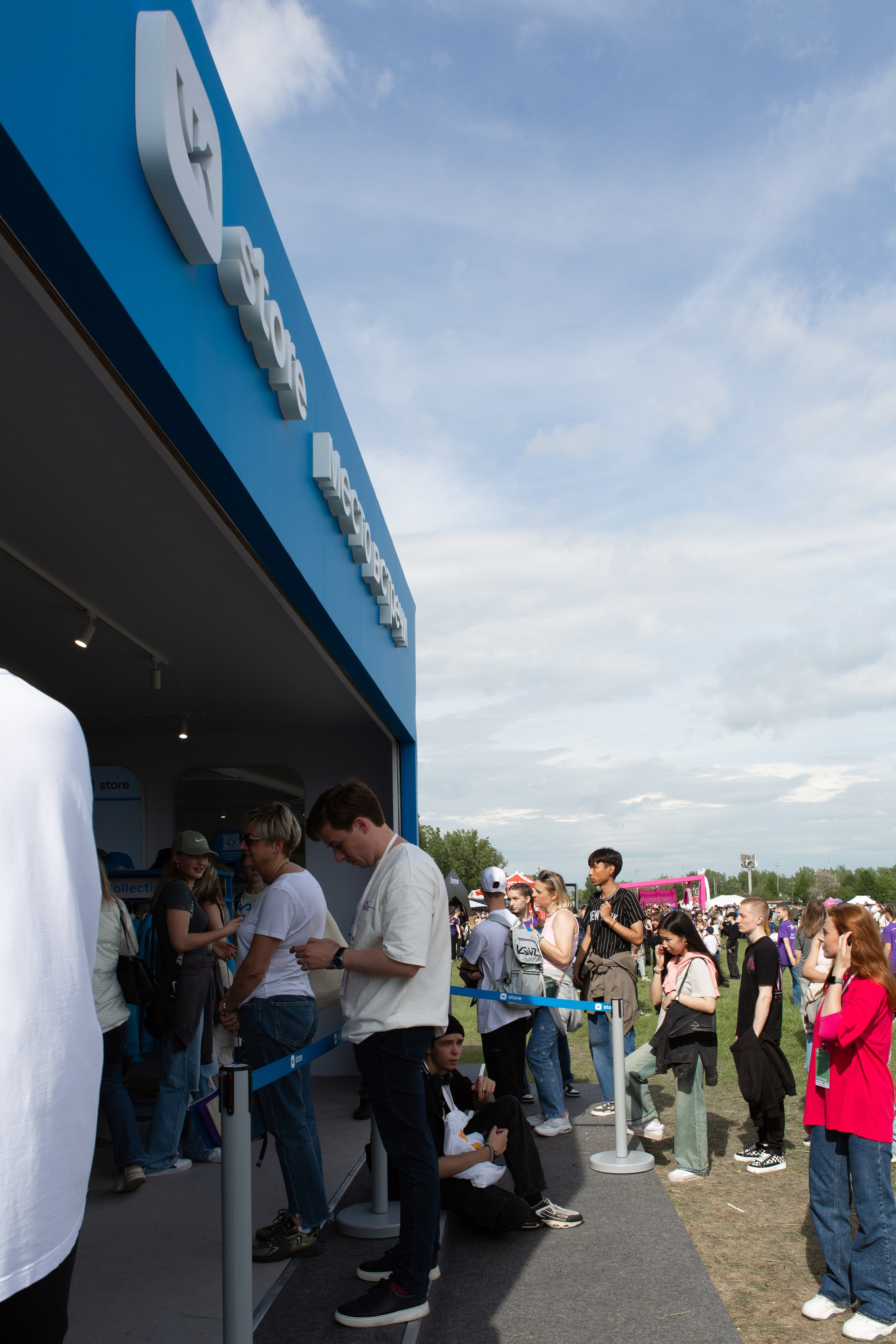 VK Store. Свадебный и семейный фотограф В Красноярске Андрей Юсенков