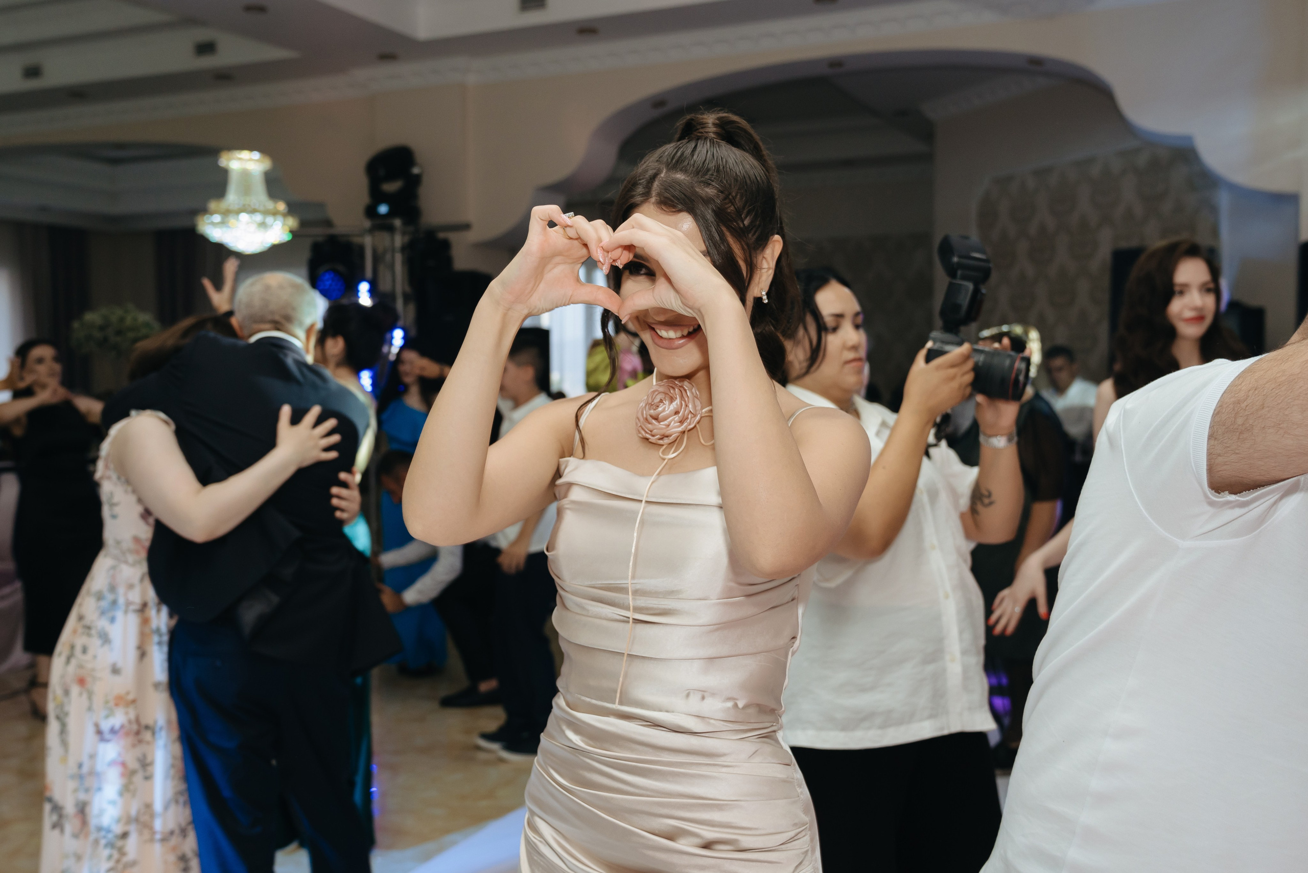 Артем и Лусине. Свадебный фотограф Красноярск Вязьминова Мария