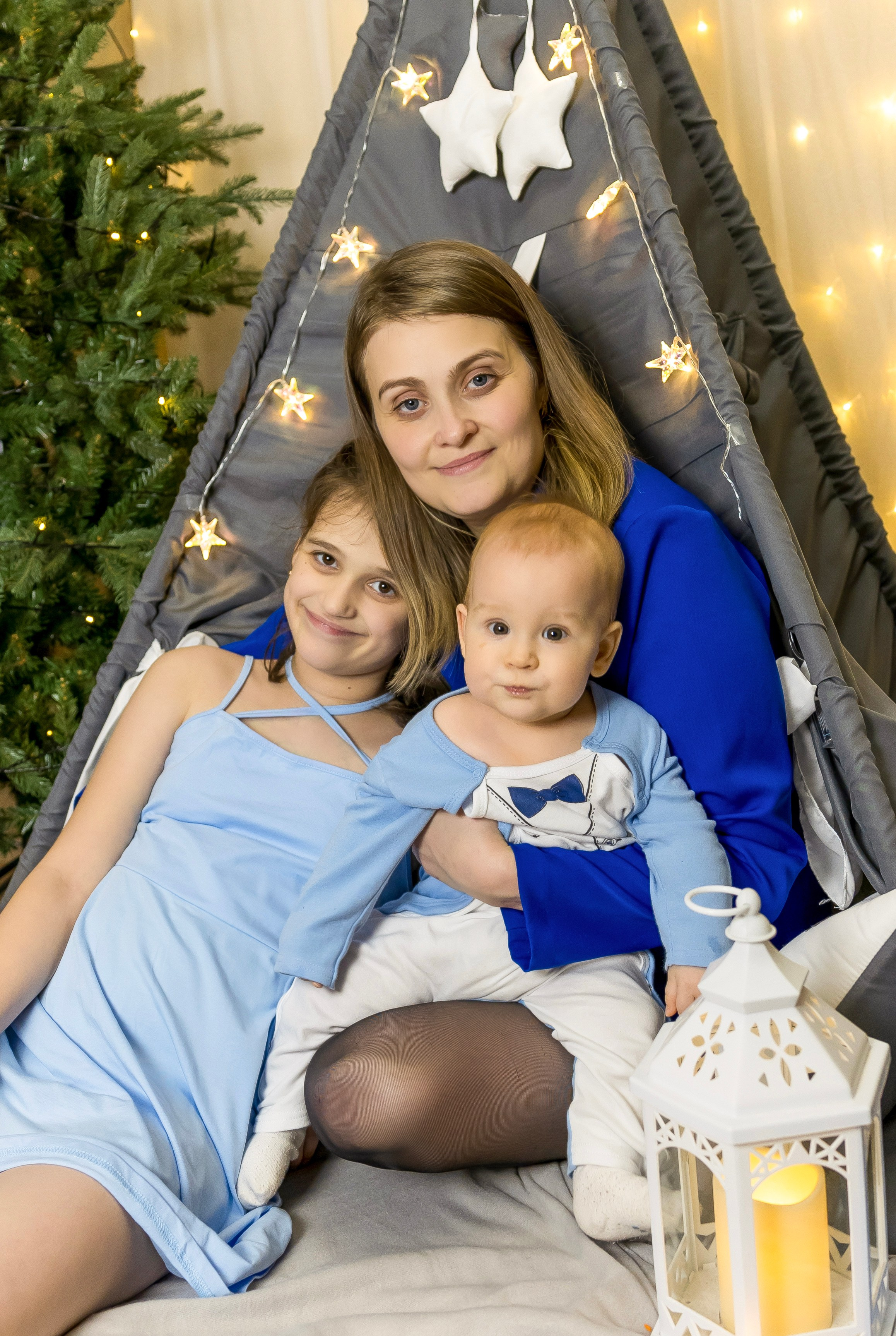 Семейная фотосессия Юлии, Софии и Артёма. Фотограф Люся Воробьева