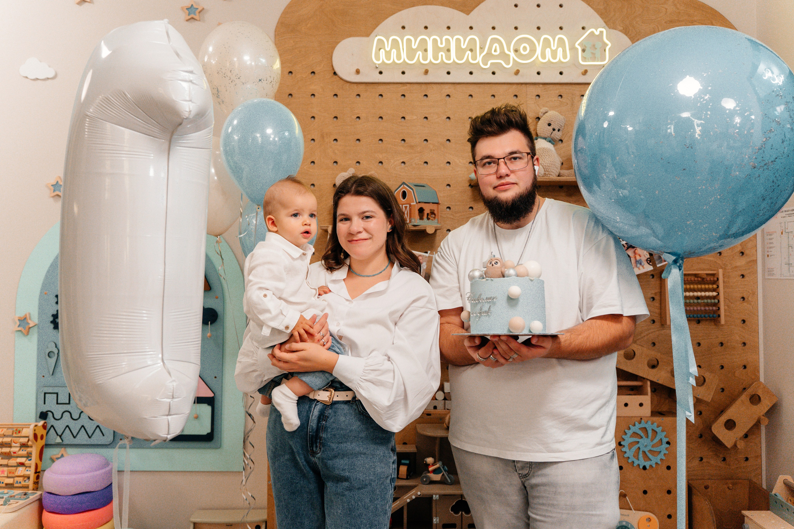 Годовасие Савелия. Ваш семейный фотограф в Минске — Вика Трегубова