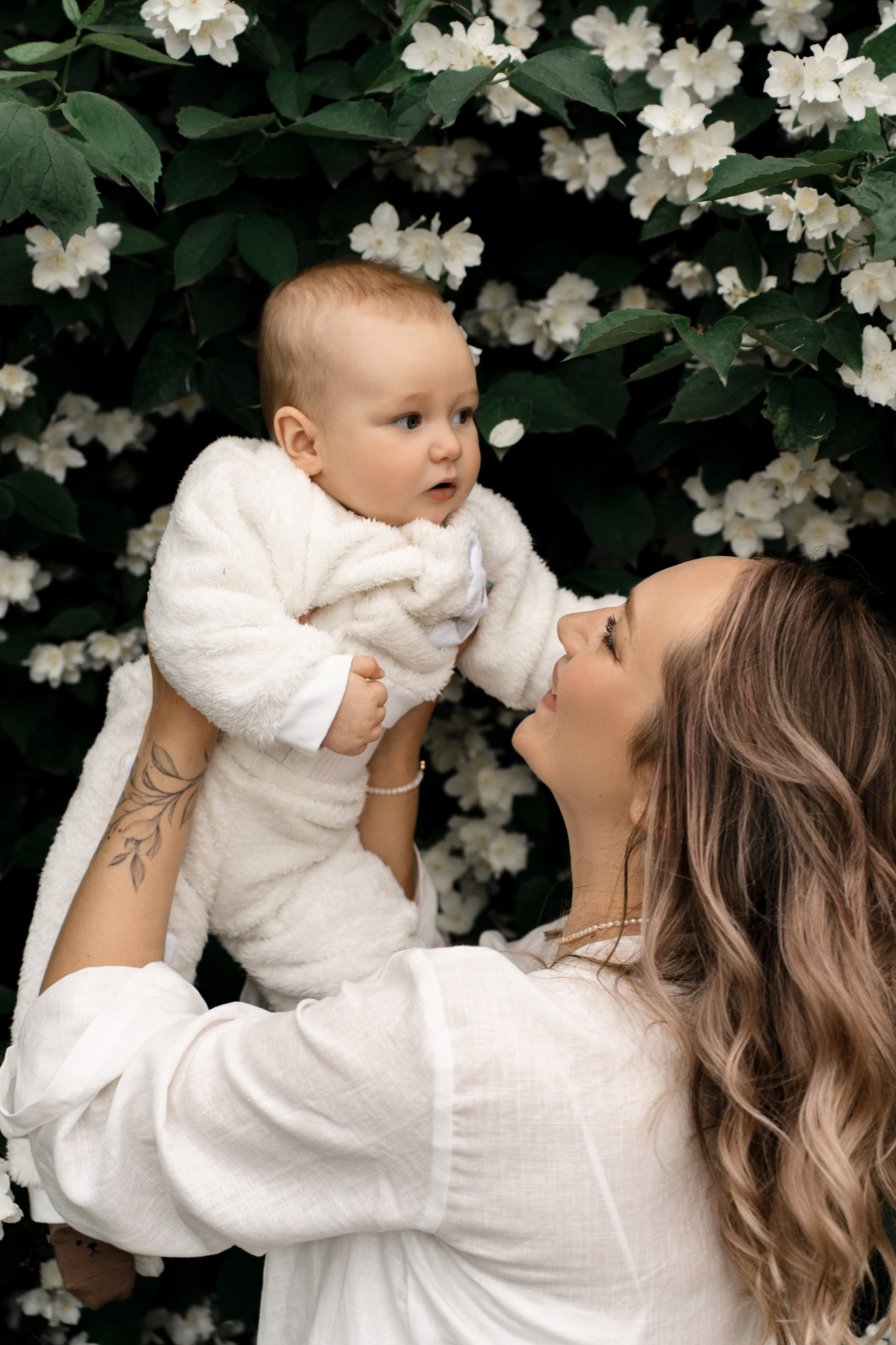 Первые полгодика рядом с мамой. Ваш семейный фотограф в Минске — Вика Трегубова
