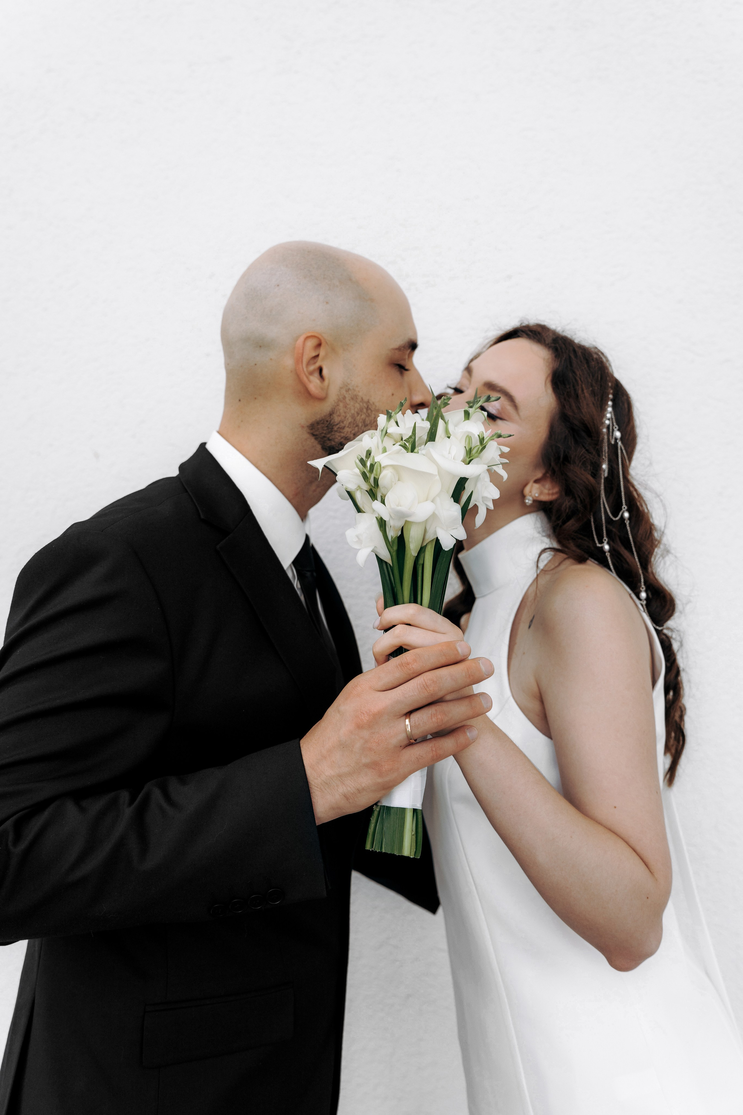 Любовь на фоне старого аэропорта. Ваш семейный фотограф в Минске — Вика Трегубова