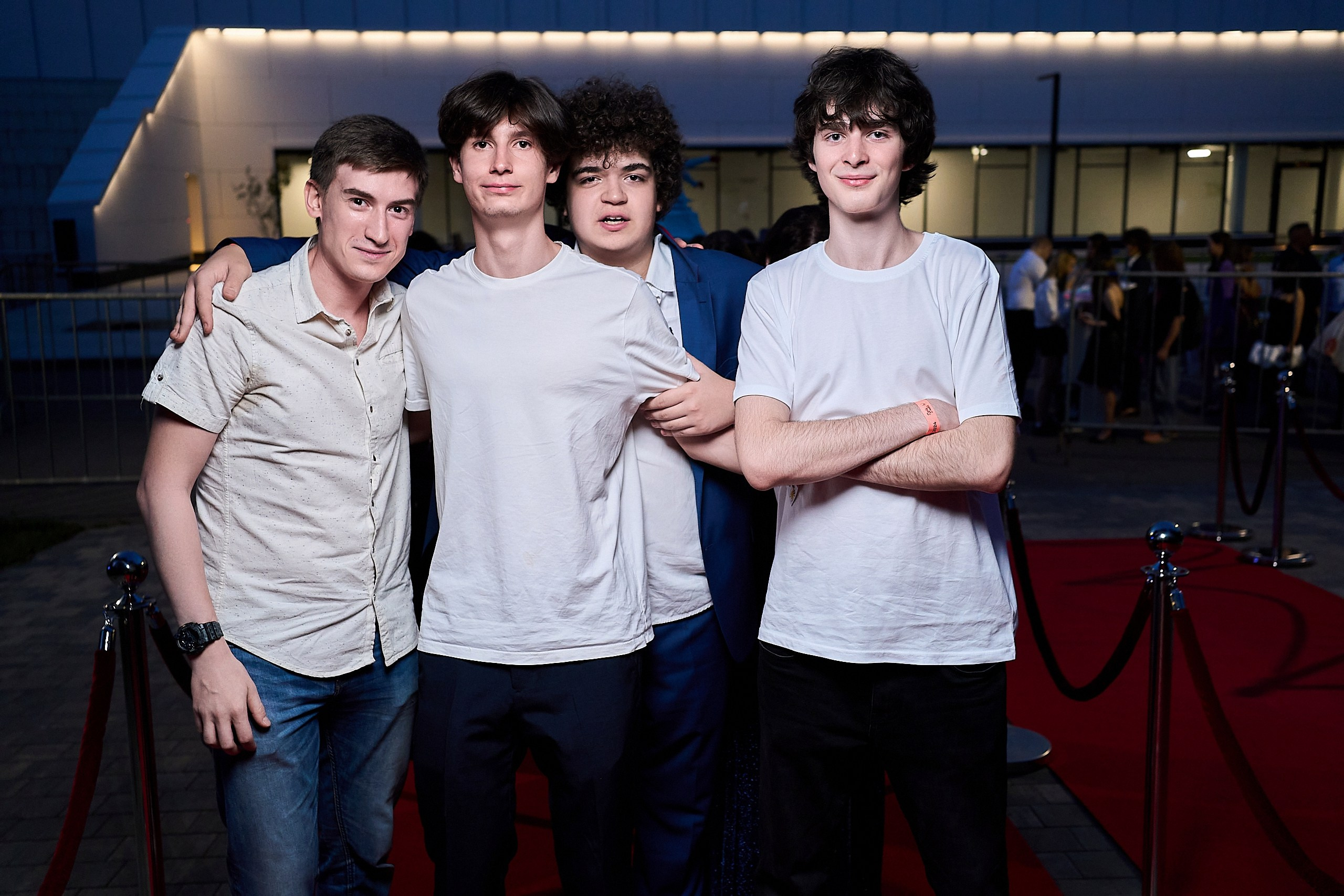 Выпускной 2024 концертный зал Академия ВТБ. Фотограф и Видеограф в Москве. Олег Корушев