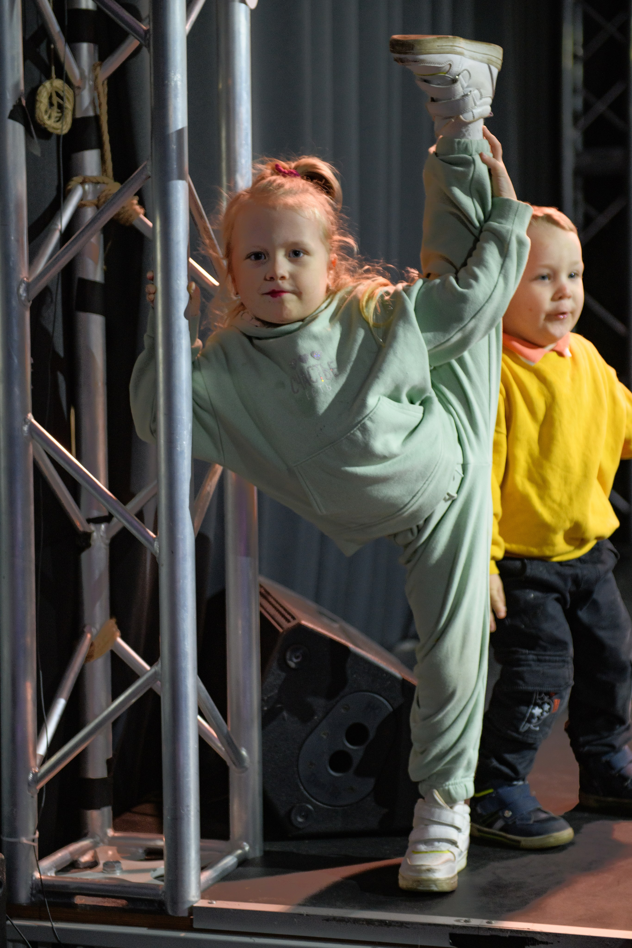 Финал конкурса красоты и материнства «Особенная мама». Организация и проведение фотосъемок в Санкт-Петербурге. Фотограф Смирягин Илья