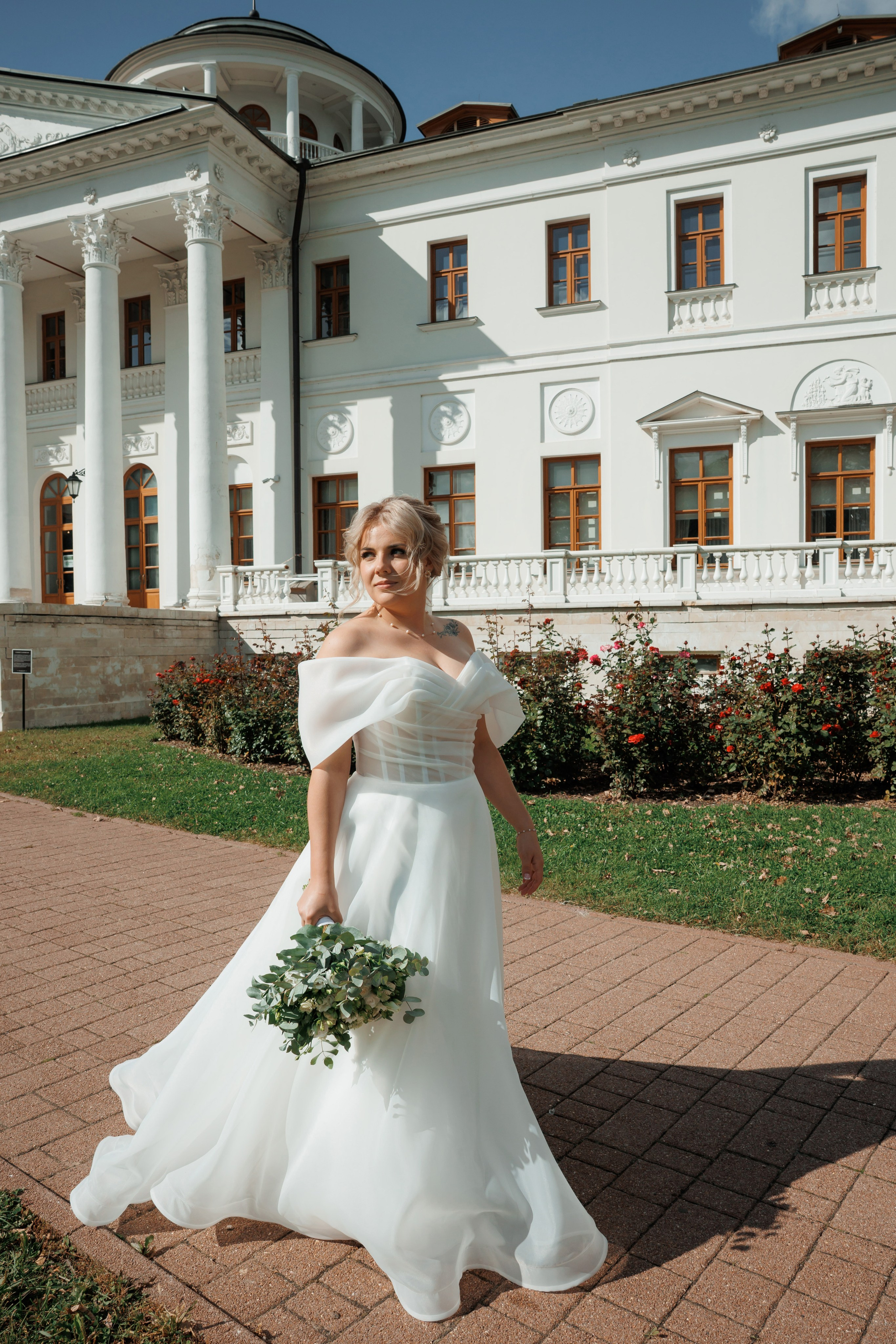 Регистрация и прогулка в Остафьево. Свадебный и репортажный фотограф (Москва, Королев и другие)