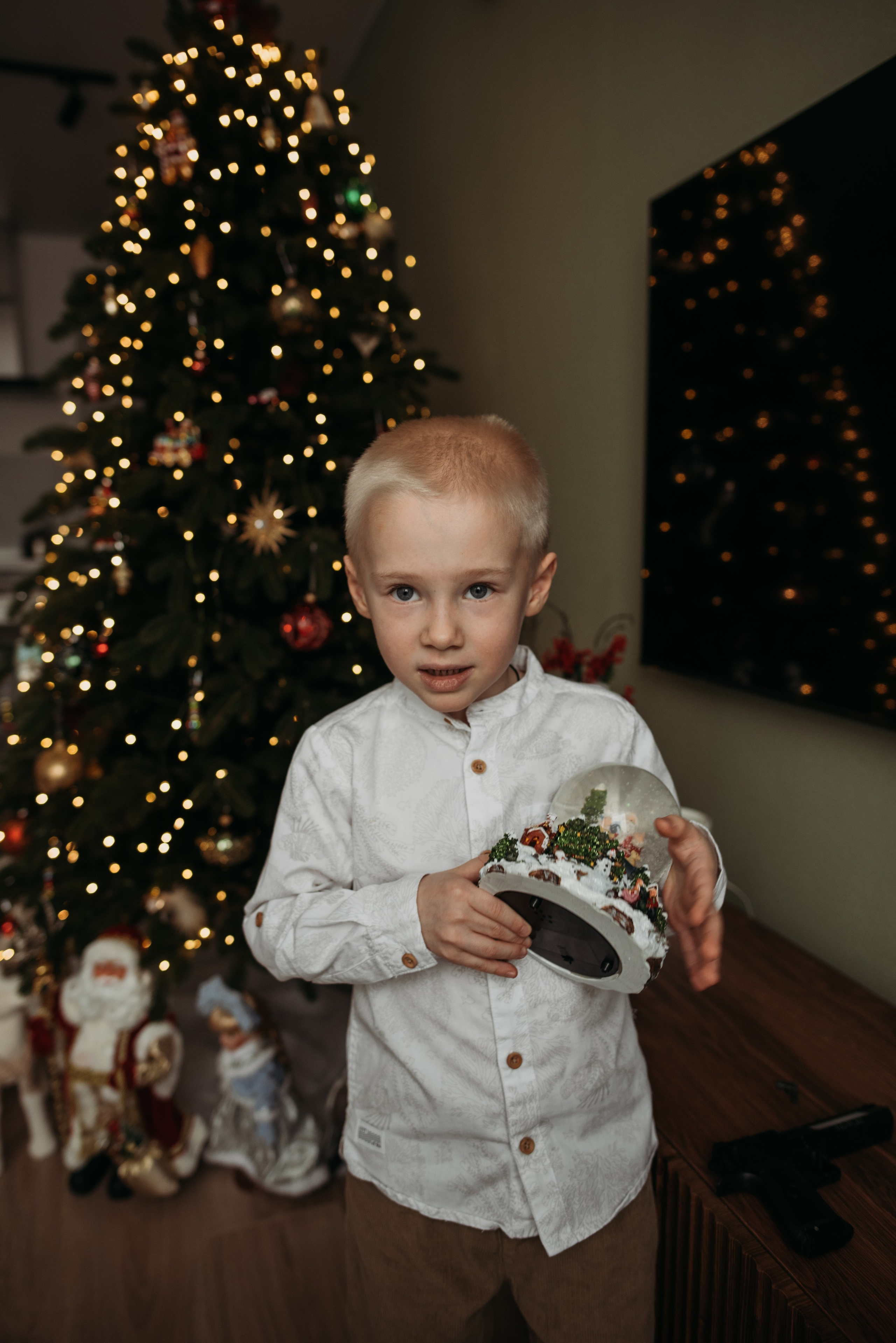 С шарами у моря. Детский и семейный фотограф выпускной альбом Приморско-Ахтарск