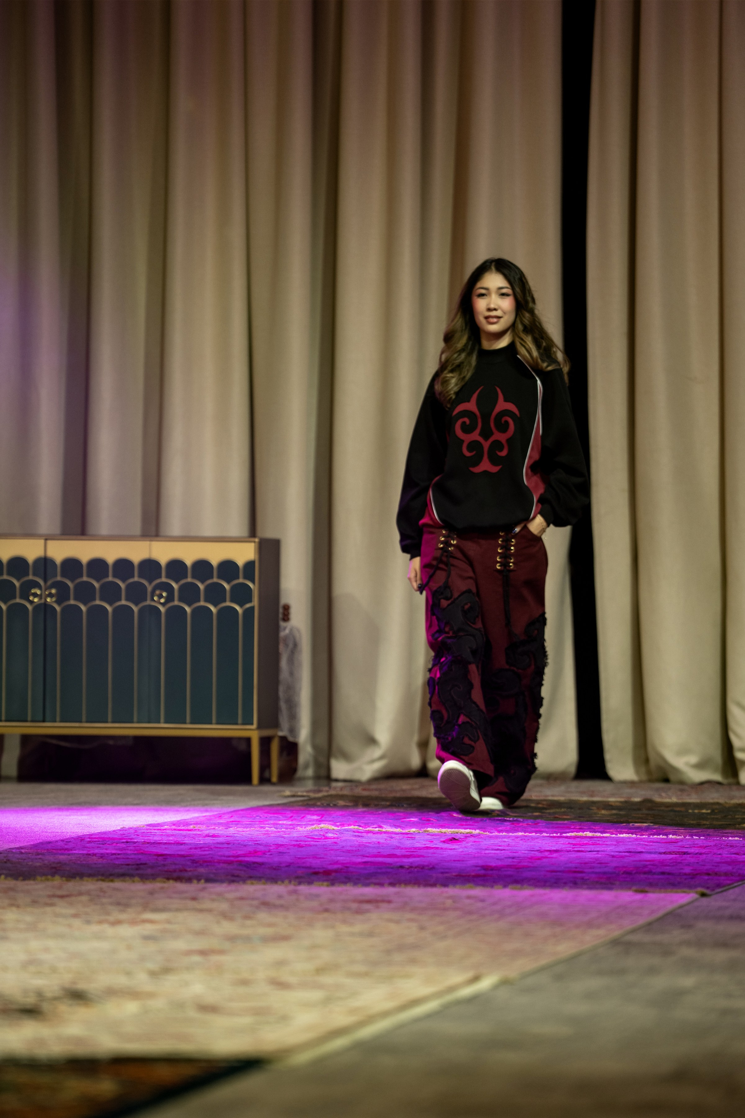 Zhamby. Сайт Алматинского НЮ АРТ, будуар и фэшн фотографа Дениса Карпенко